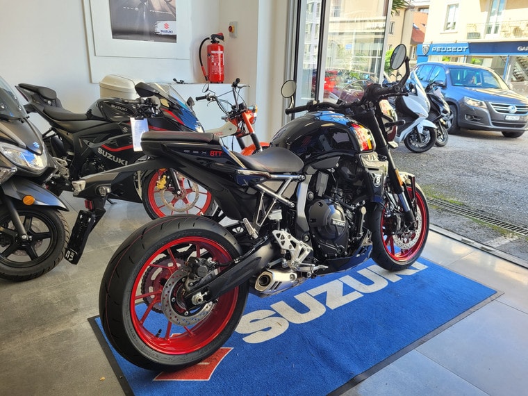 SUZUKI GSX 8 TT-image-1