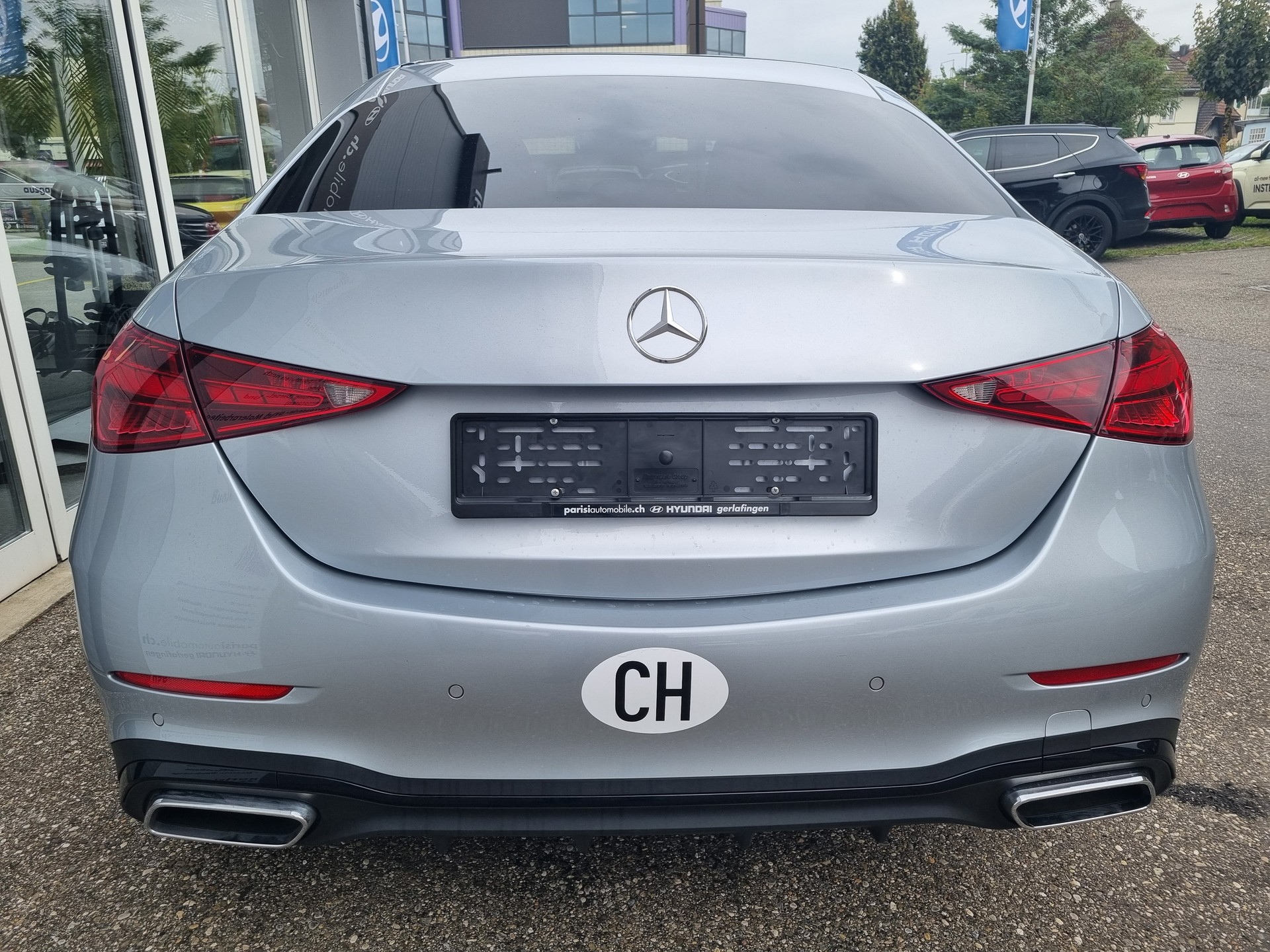 MERCEDES-BENZ C 200 4Matic AMG Line-image-5