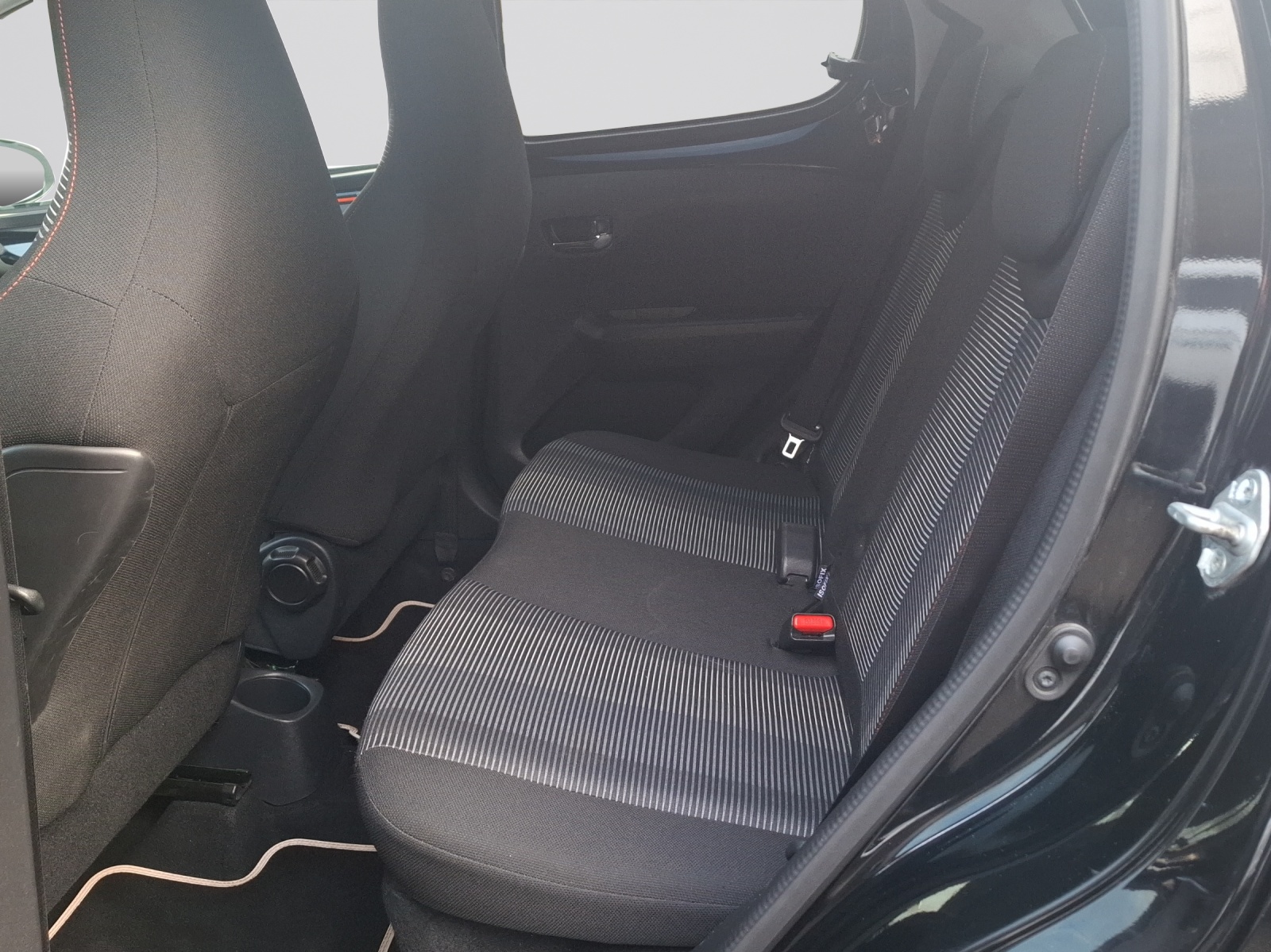PEUGEOT 108 1.2 VTi R.GarrosTop-image-7