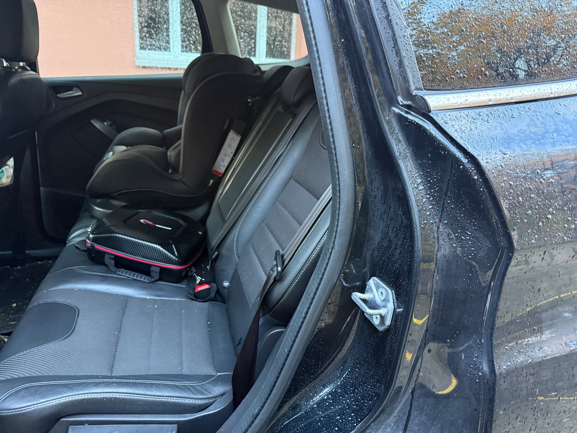 FORD Kuga 2.0 TDCi Titanium S 4WD PowerShift-image-5