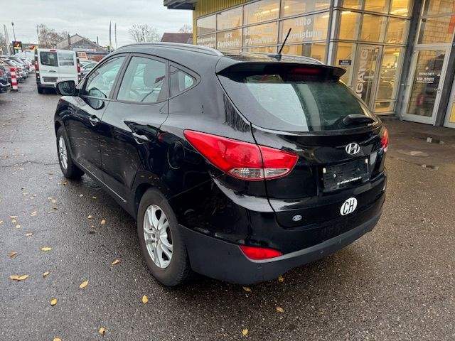 HYUNDAI iX 35 2.0 CRDi Style 4WD-image-4