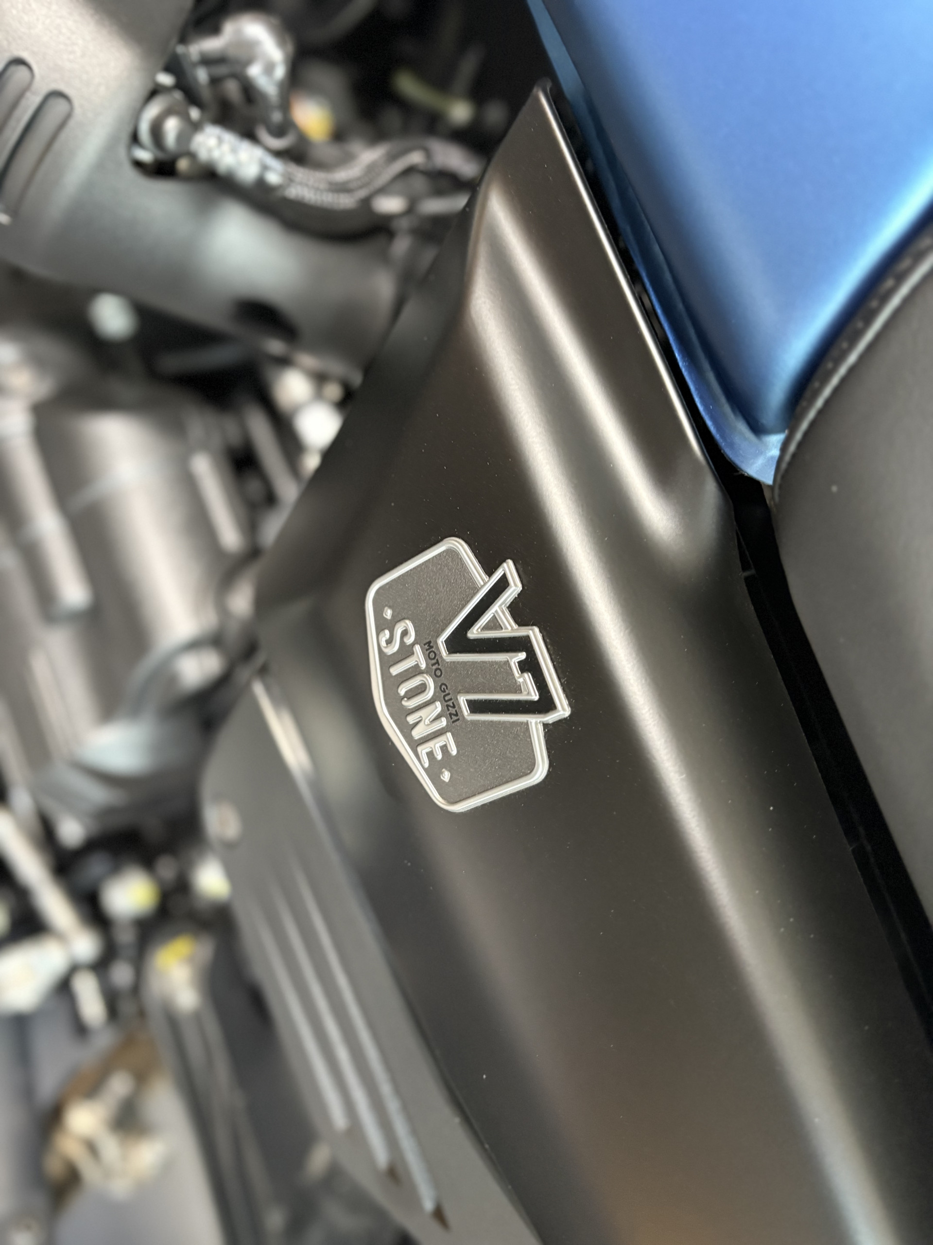 MOTO GUZZI V7 850 Stone-image-2