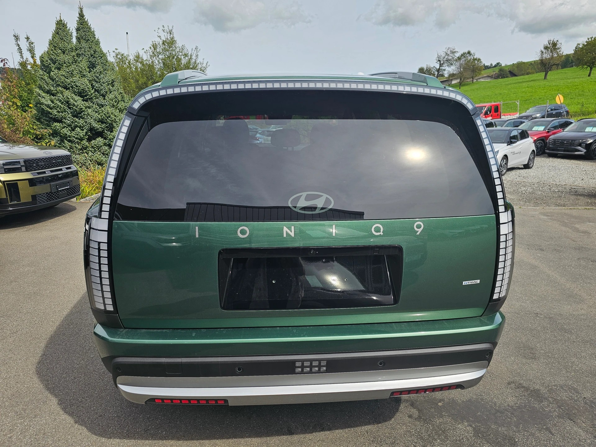 HYUNDAI Ioniq 9 110kWh Amplia 4WD-image-5