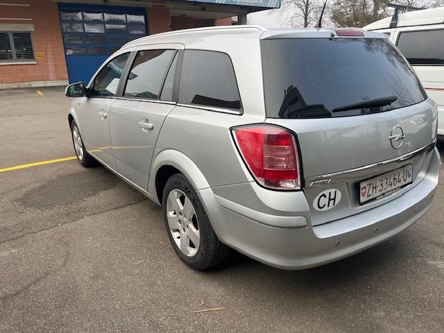 OPEL Astra Caravan 1.6 16V 115-image-4