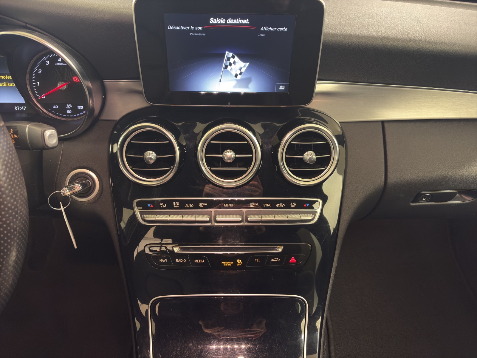 MERCEDES-BENZ C 400 AMG Line 4Matic-image-15