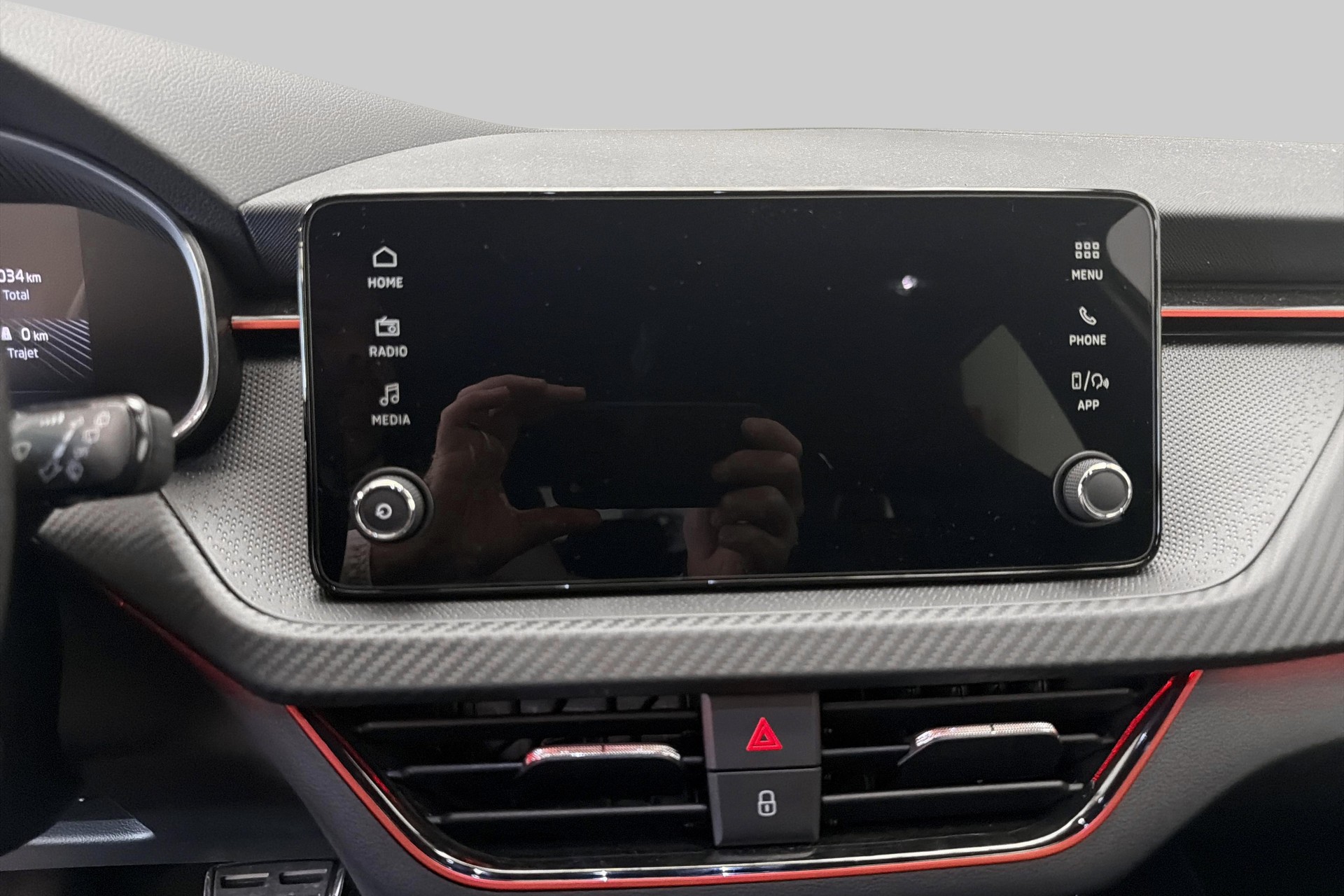 SKODA Scala 1.0 TSI Monte Carlo DSG-image-11