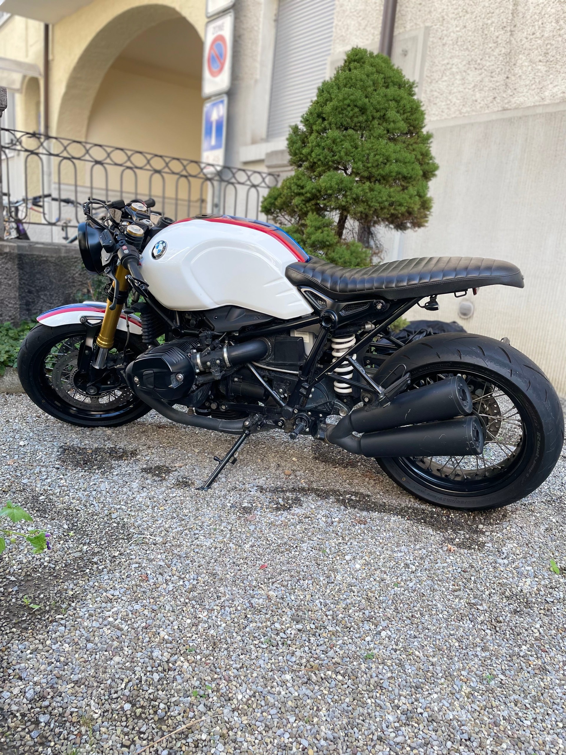 BMW R nineT ABS-image-1