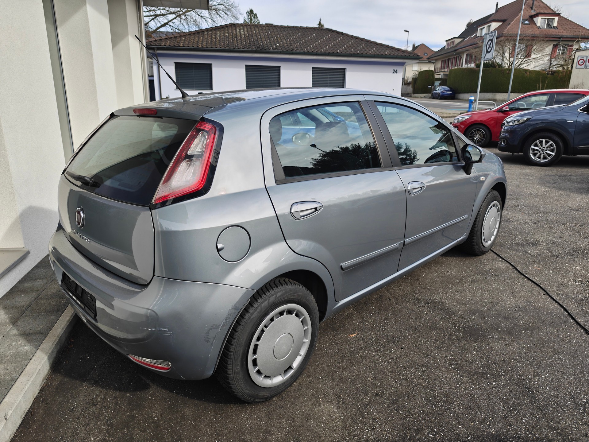 FIAT Punto 1.4 Easy-showroom-element-2
