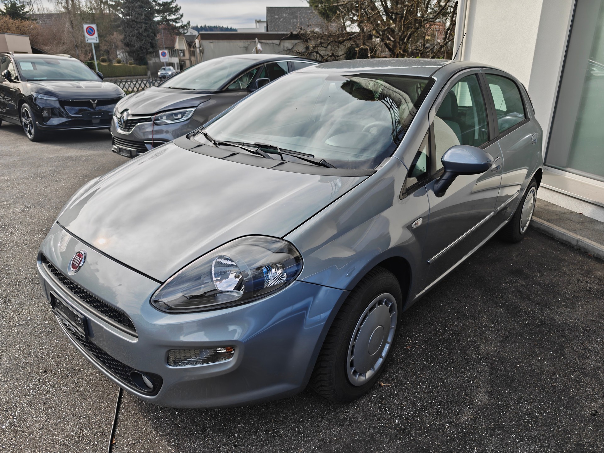 FIAT Punto 1.4 Easy-showroom-element-1