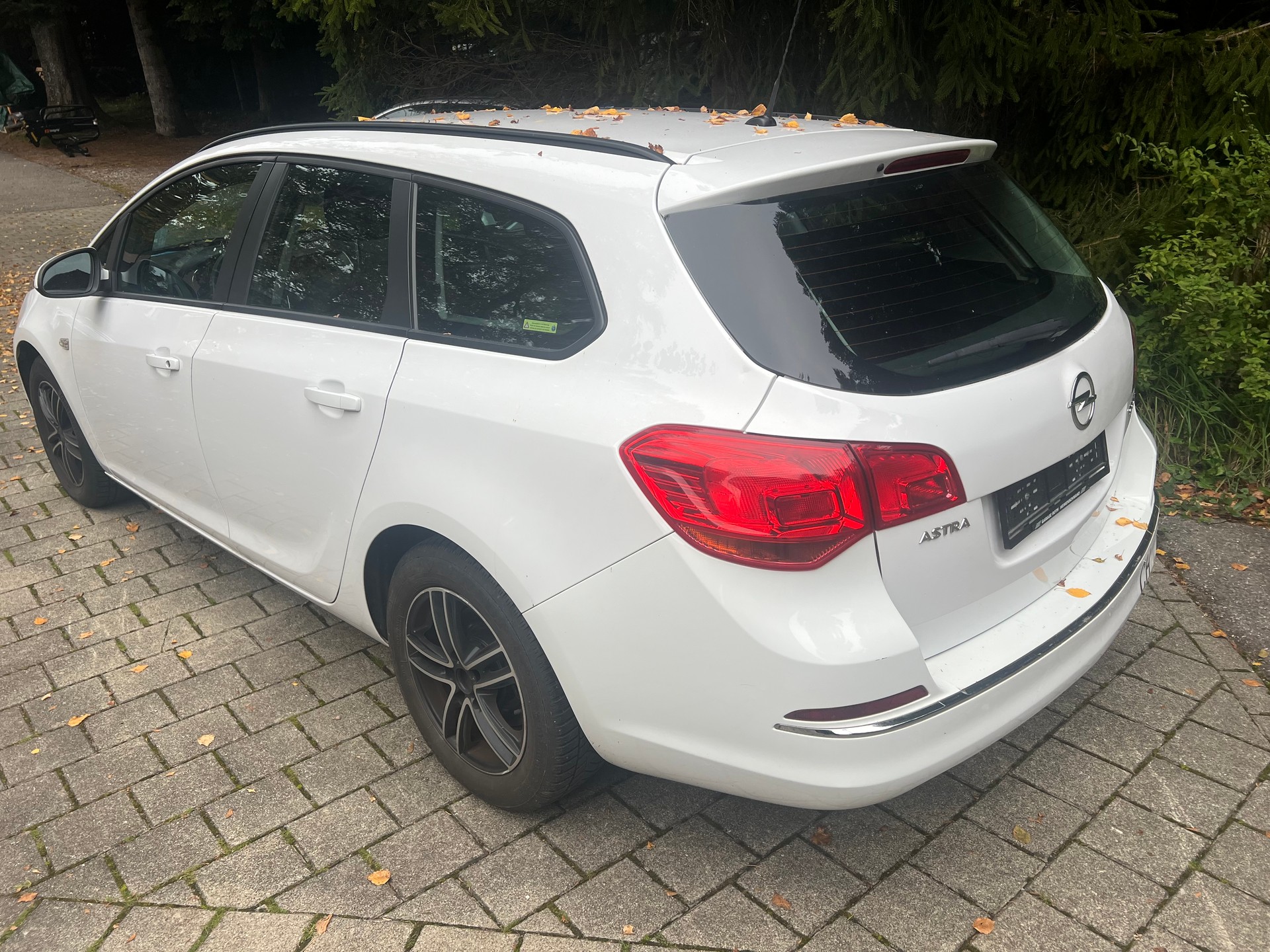 OPEL Astra SportsTourer 1.6 CDTi ecoFLEX-image-4
