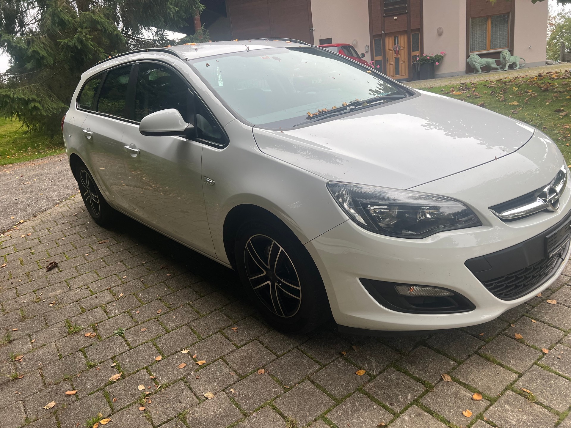 OPEL Astra SportsTourer 1.6 CDTi ecoFLEX-image-1