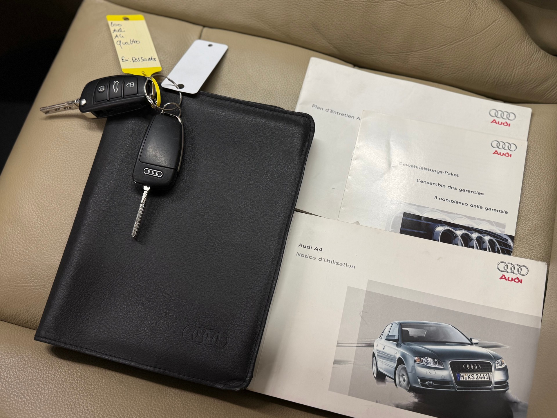 AUDI A4 Limousine 3.2 FSI QUATTRO + AHK-image-17
