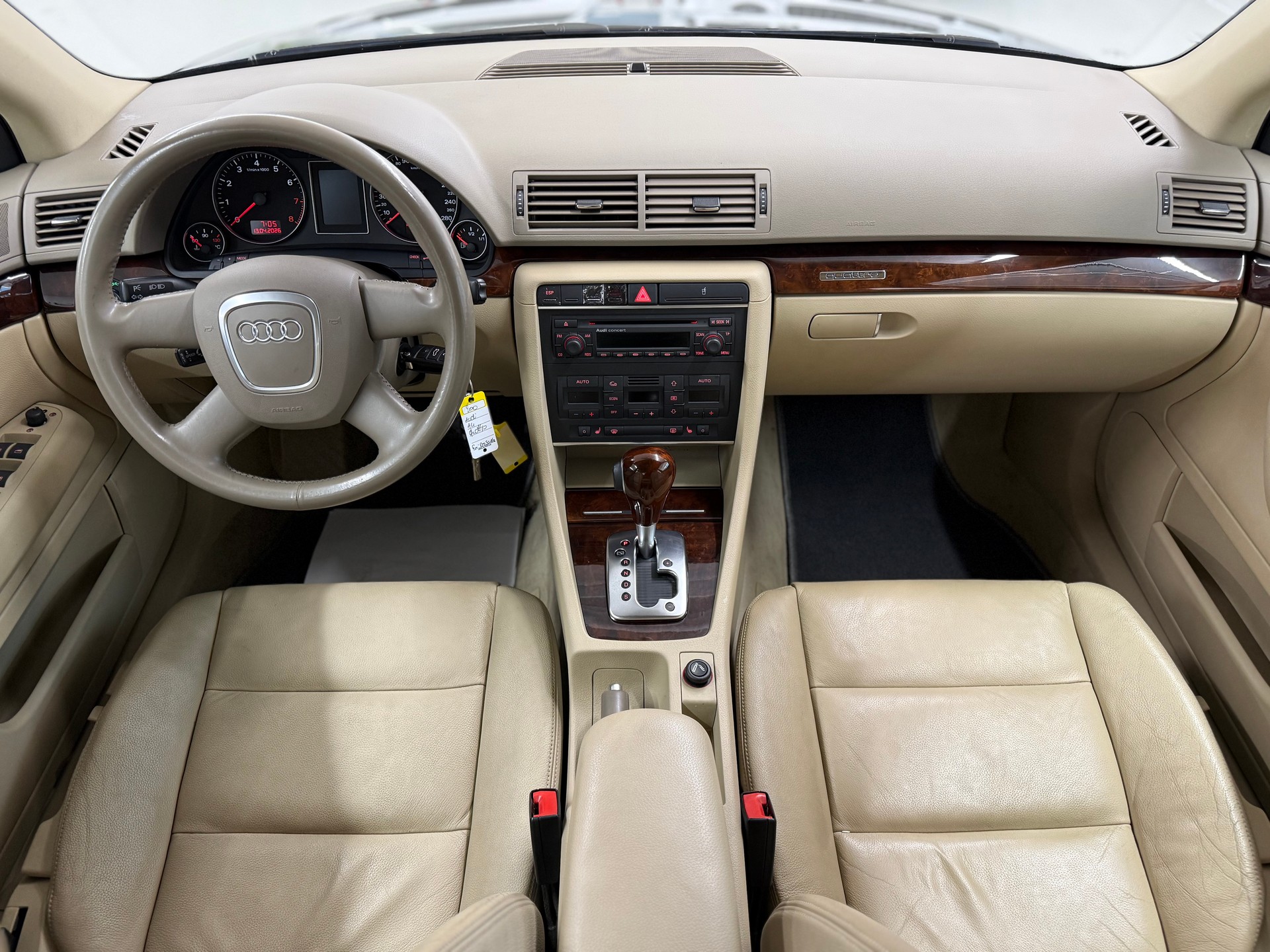 AUDI A4 Limousine 3.2 FSI QUATTRO + AHK-image-8