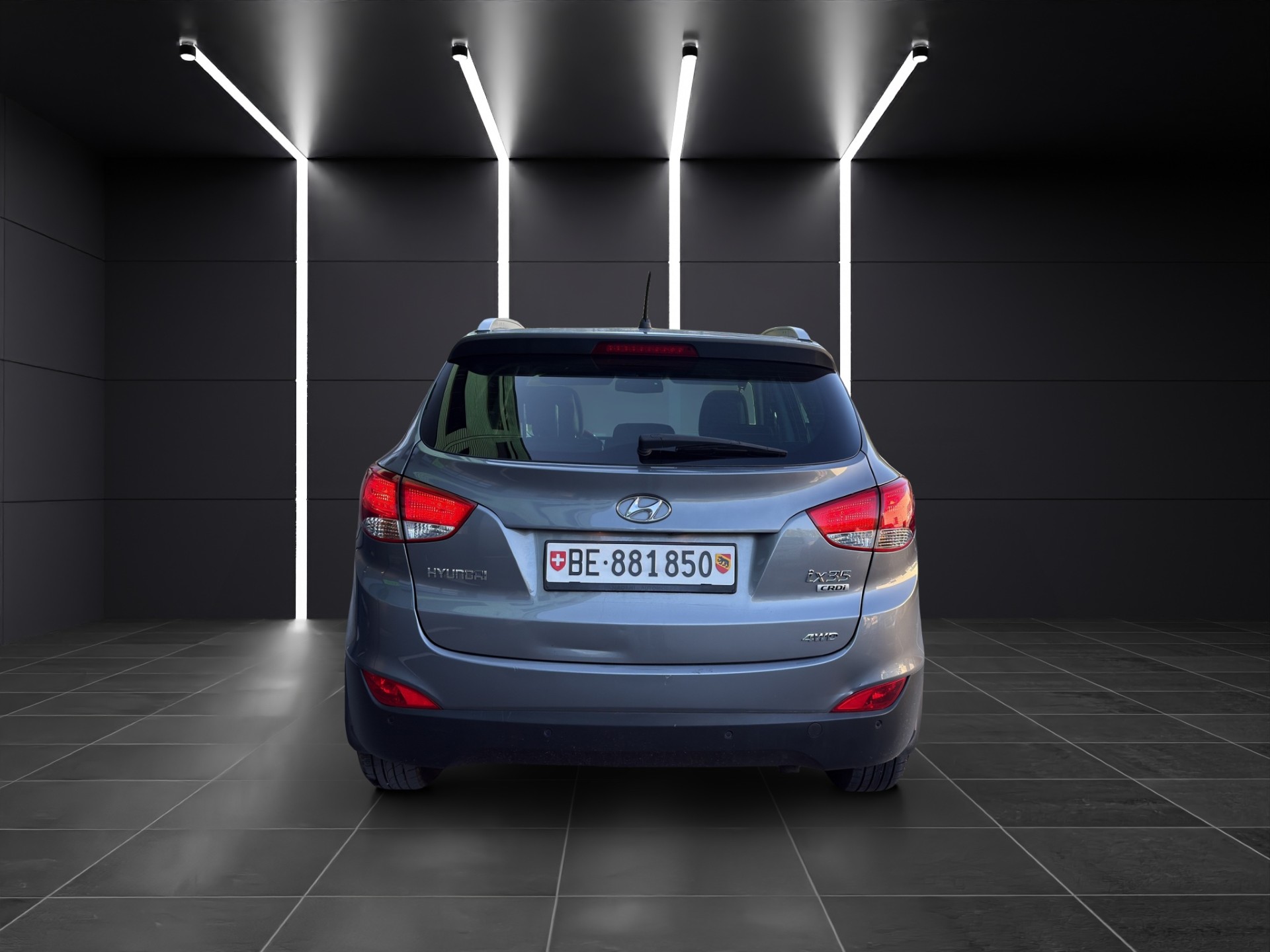 HYUNDAI iX 35 2.0 CRDi Premium 4WD Automatic-showroom-element-2