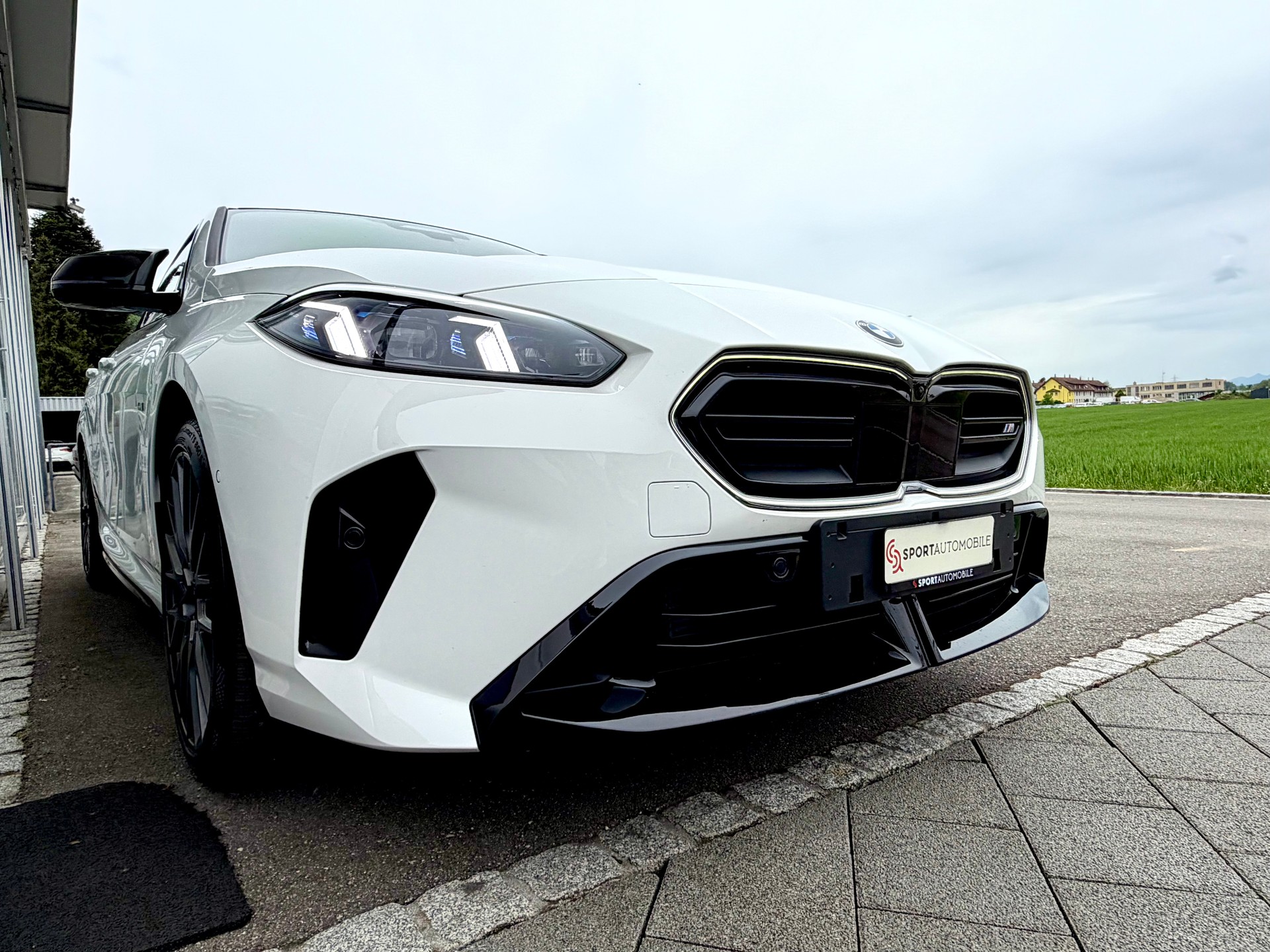 BMW M235 xDrive Gran Coupé M Sport Pro-image-4