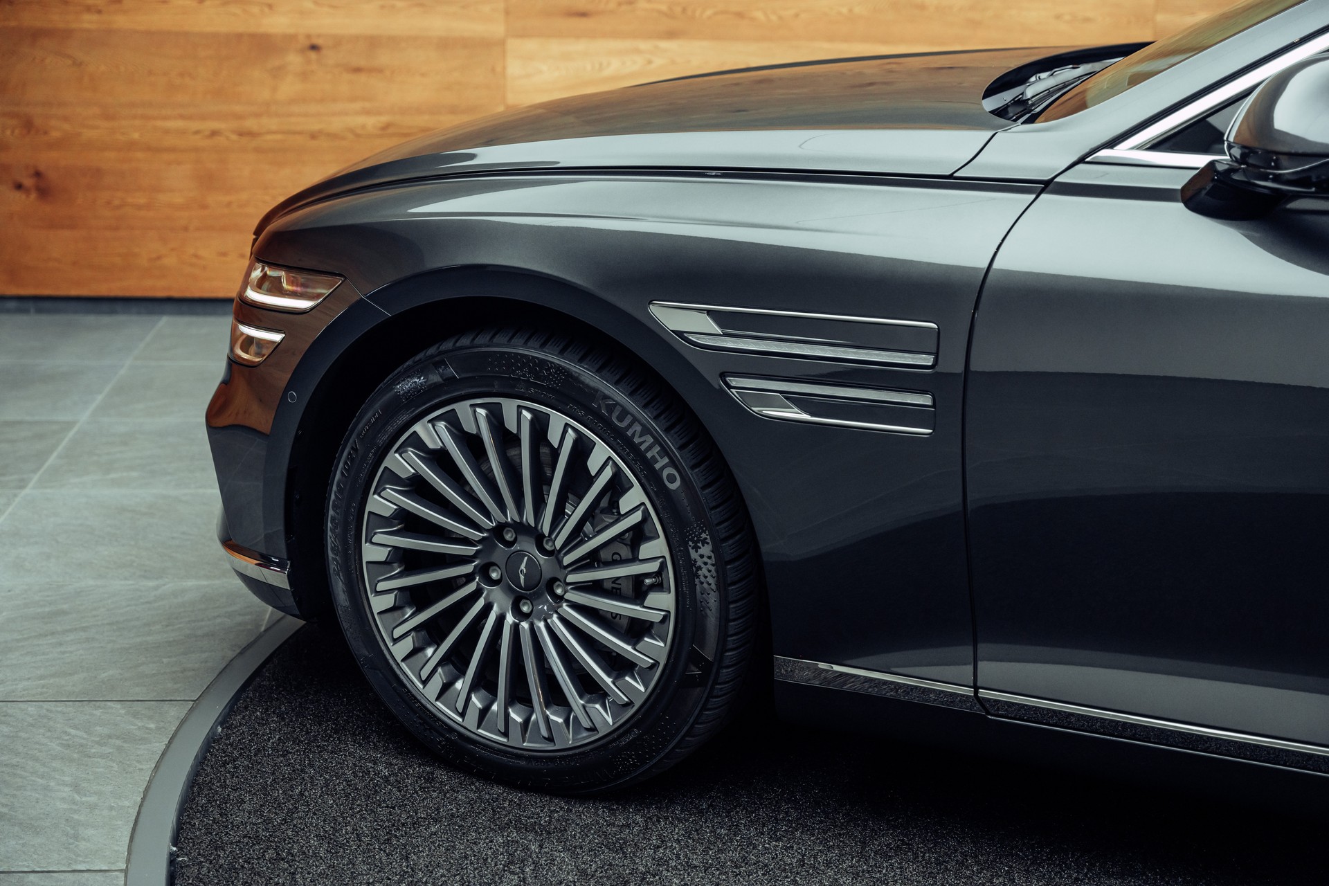 GENESIS G80 Electrificed Luxury 87,2kWh AWD-image-21