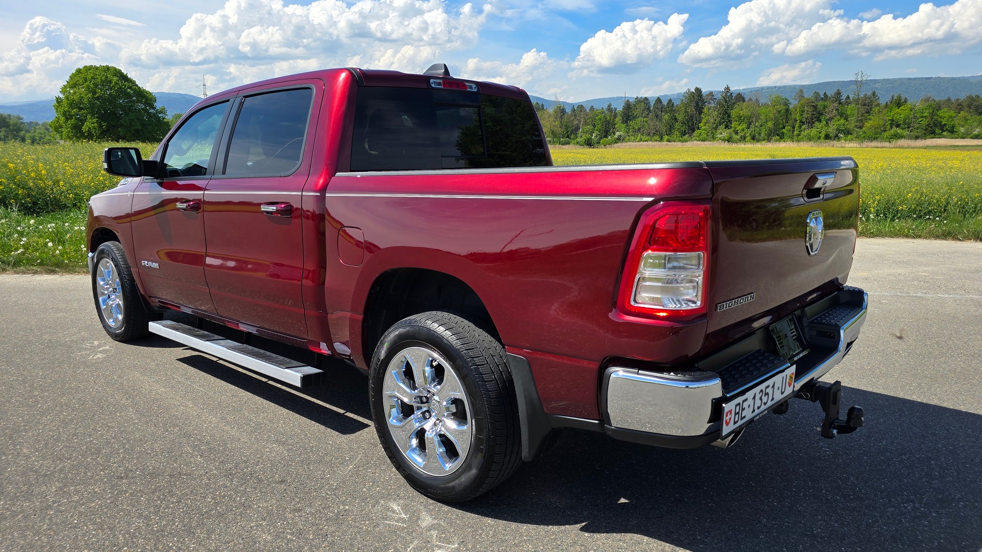 DODGE 1500 Crew Cab 5.7 Hemi Bighorn-image-5