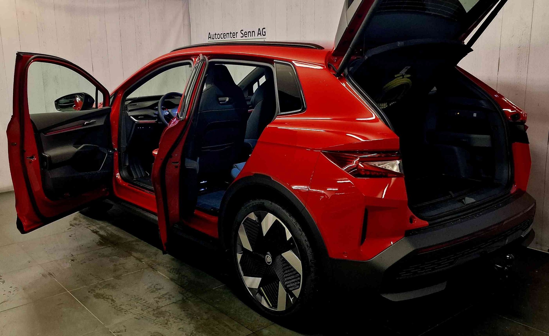SKODA Elroq RS 4x4-image-13