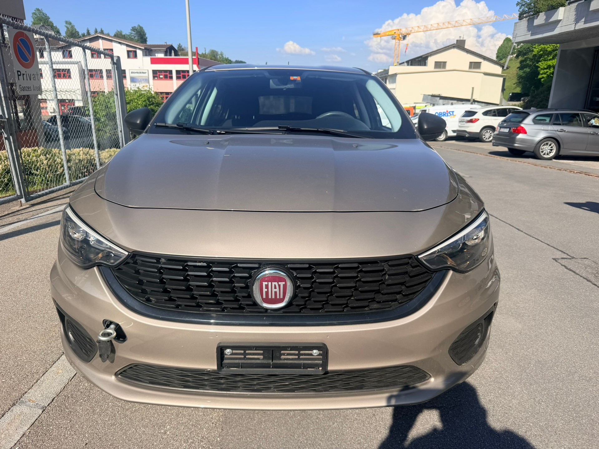 FIAT Tipo 1.4T Station Wagon Street-showroom-element-1