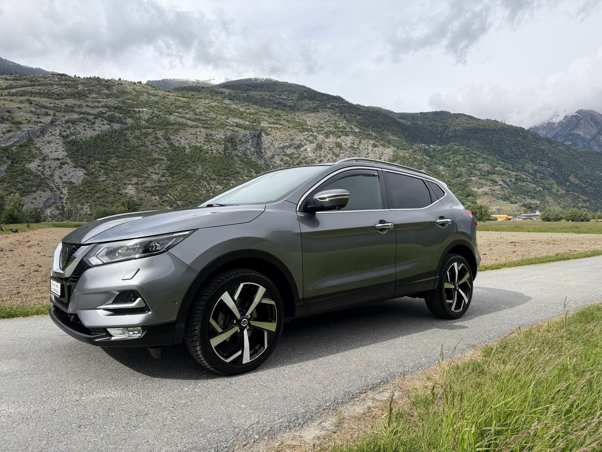 NISSAN Qashqai 1.6 dCi tekna+ ALL-MODE 4x4-image-4