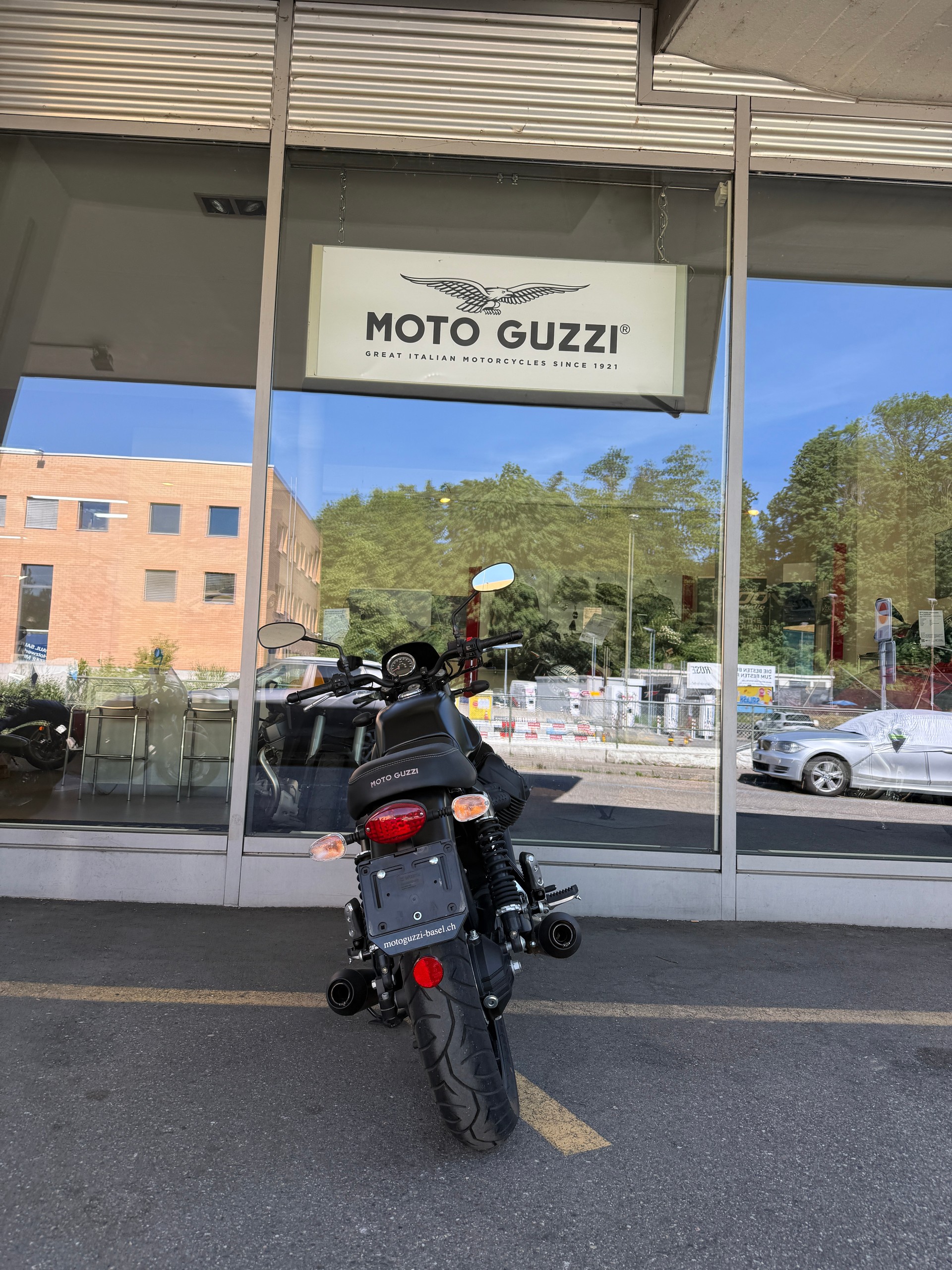 MOTO GUZZI V 7 III Stone-image-9