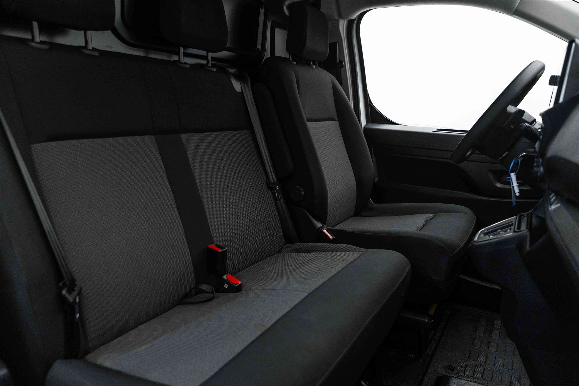 FIAT Scudo 2.0 BlueHDi L2 3-Plätzer EAT-Automat-image-10