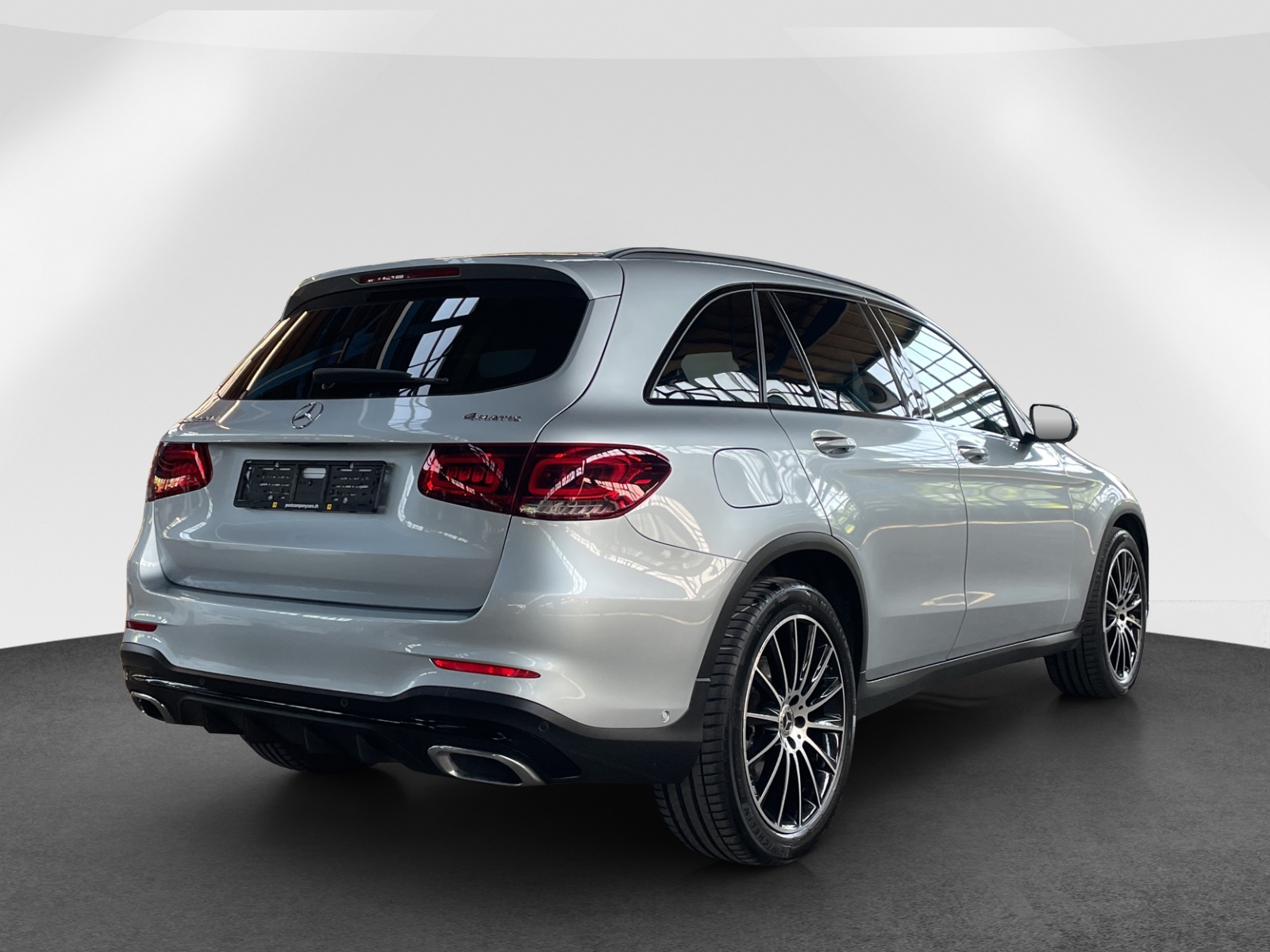 MERCEDES-BENZ GLC 220 d AMG Line 4m-image-5