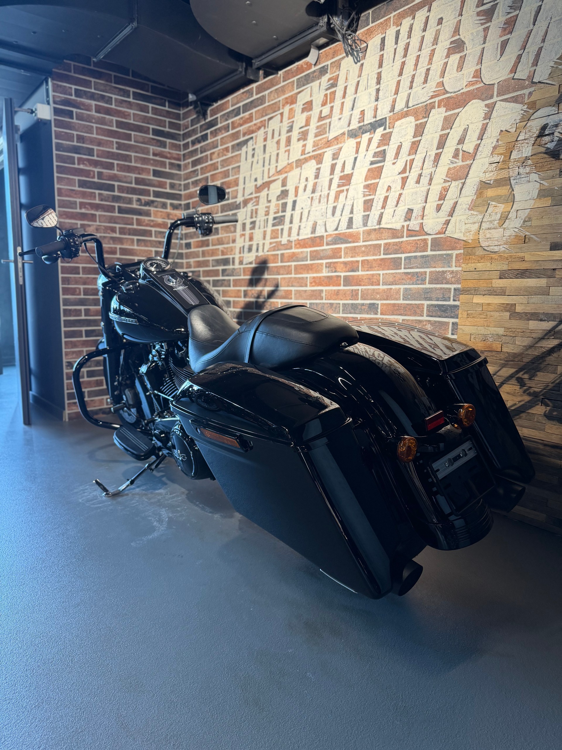 HARLEY-DAVIDSON FLHRXS Road King Special 114 ABS-image-3