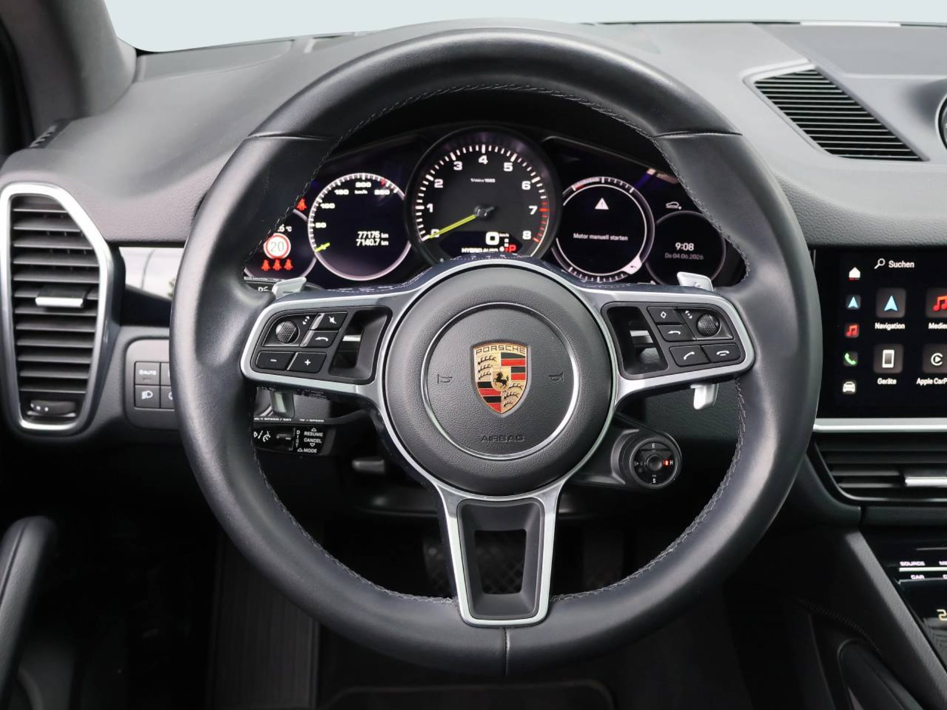 PORSCHE Cayenne E-Hybrid Platinum Edition-image-11