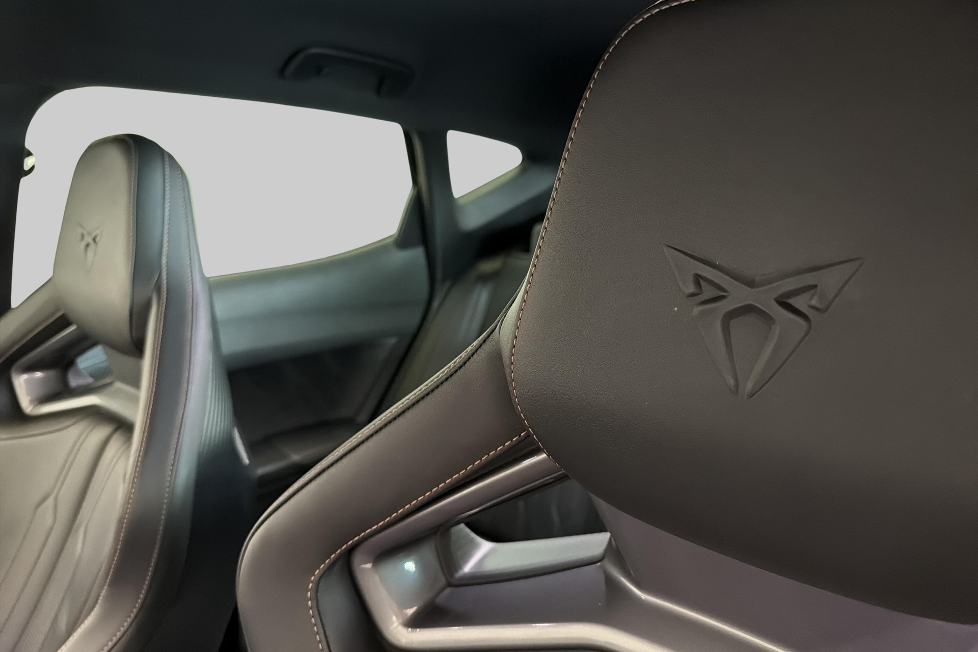 CUPRA Formentor 2.5TSI VZ5 4Drive DSG-image-27