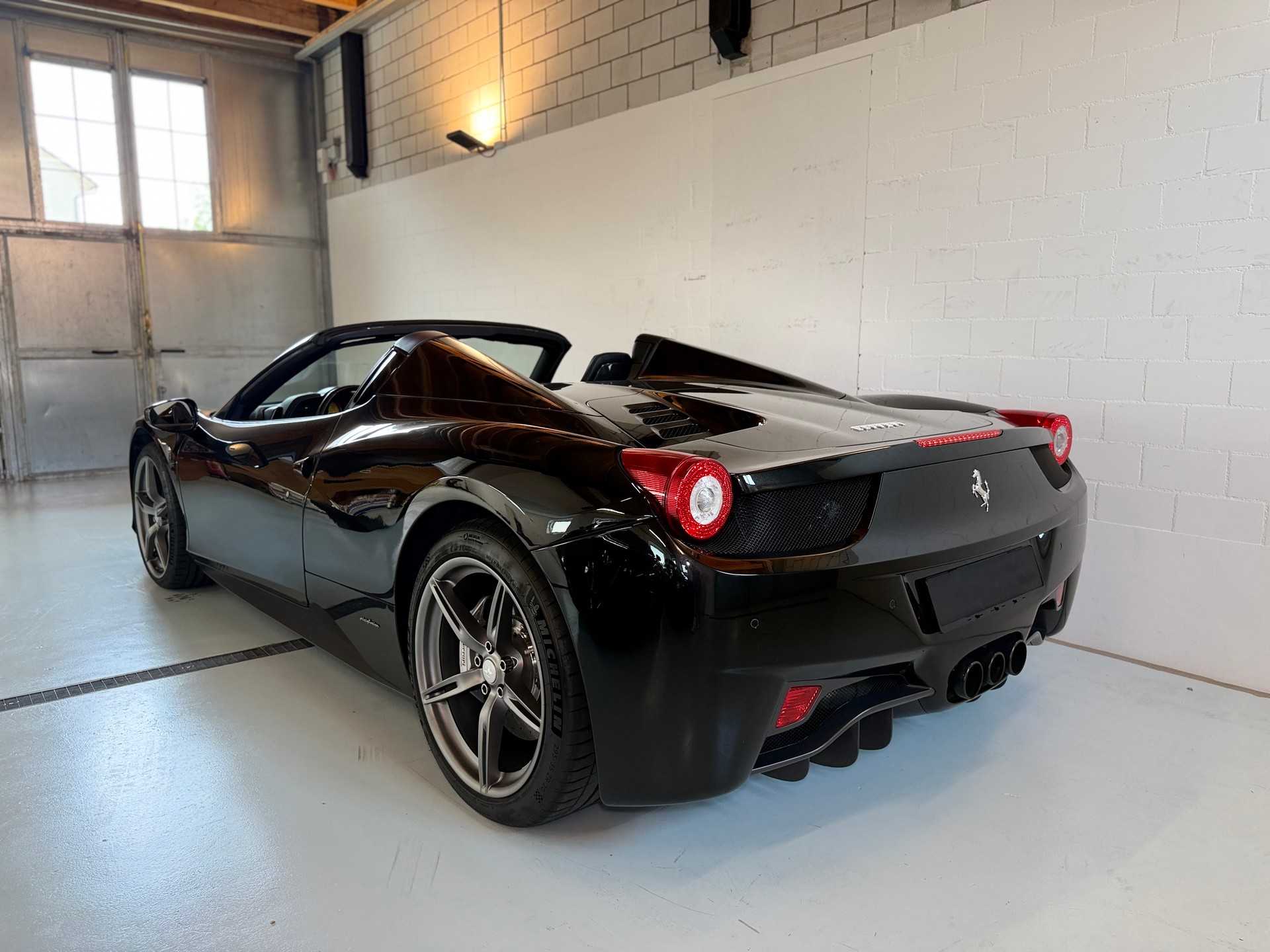 FERRARI 458 Spider Italia 4.5 V8-showroom-element-3