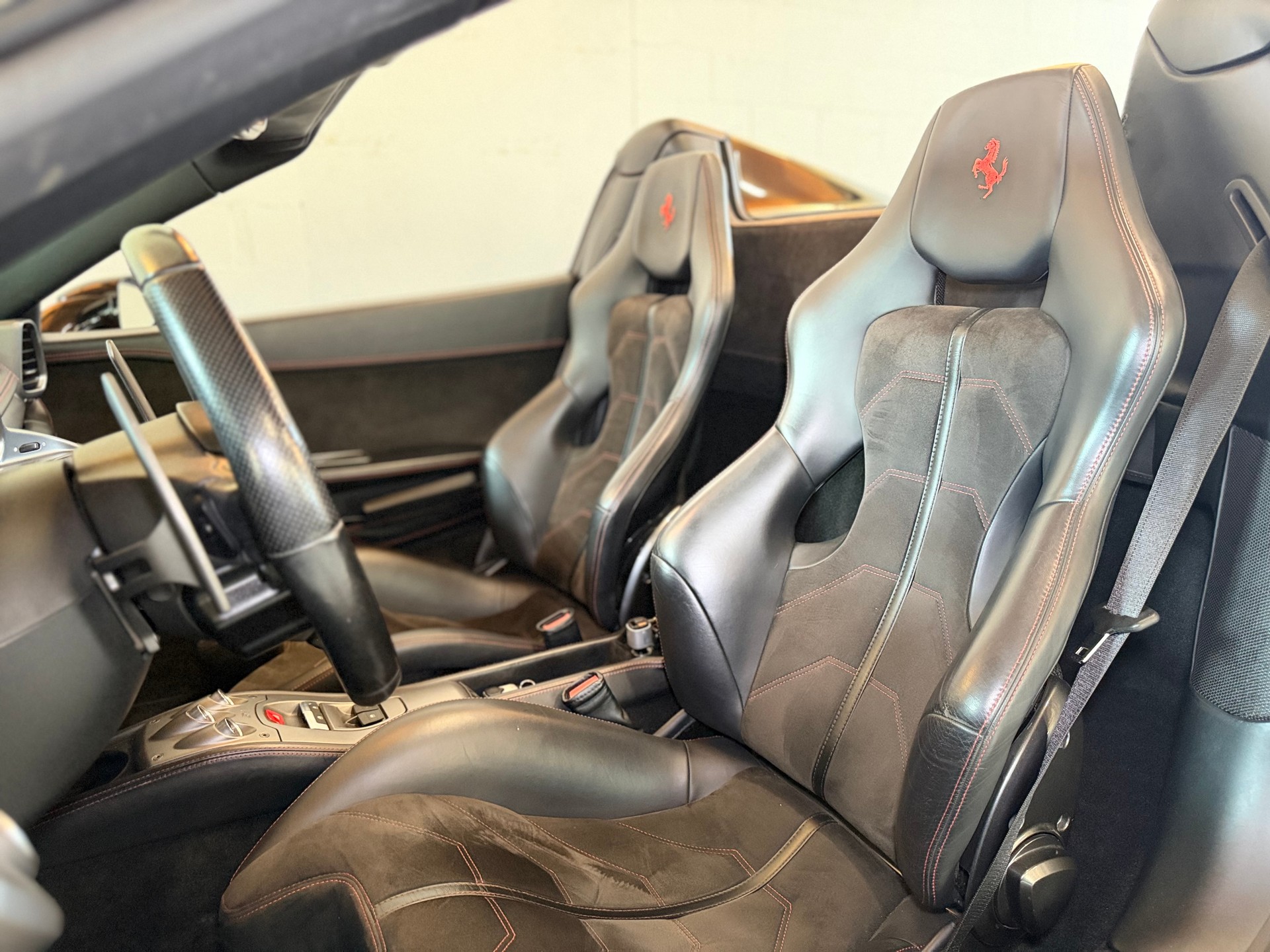 FERRARI 458 Spider Italia 4.5 V8-image-18