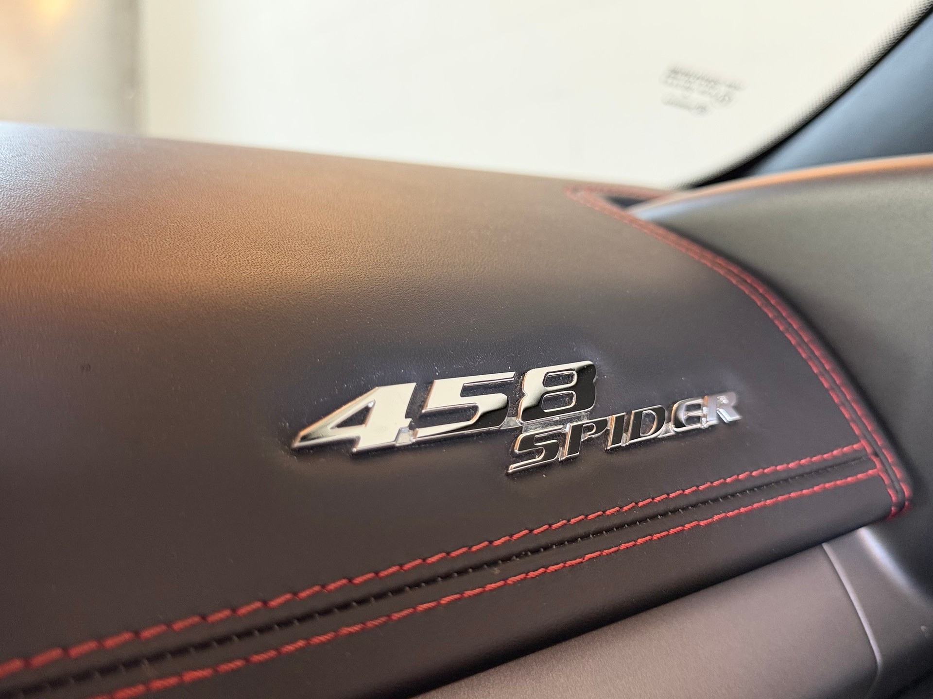 FERRARI 458 Spider Italia 4.5 V8-image-16