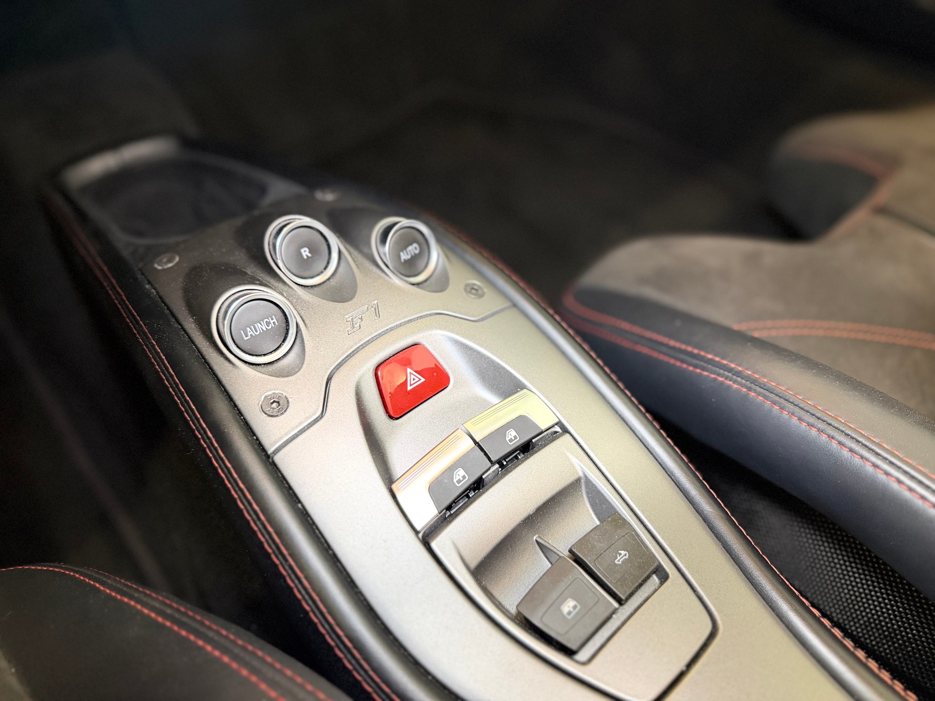 FERRARI 458 Spider Italia 4.5 V8-image-11