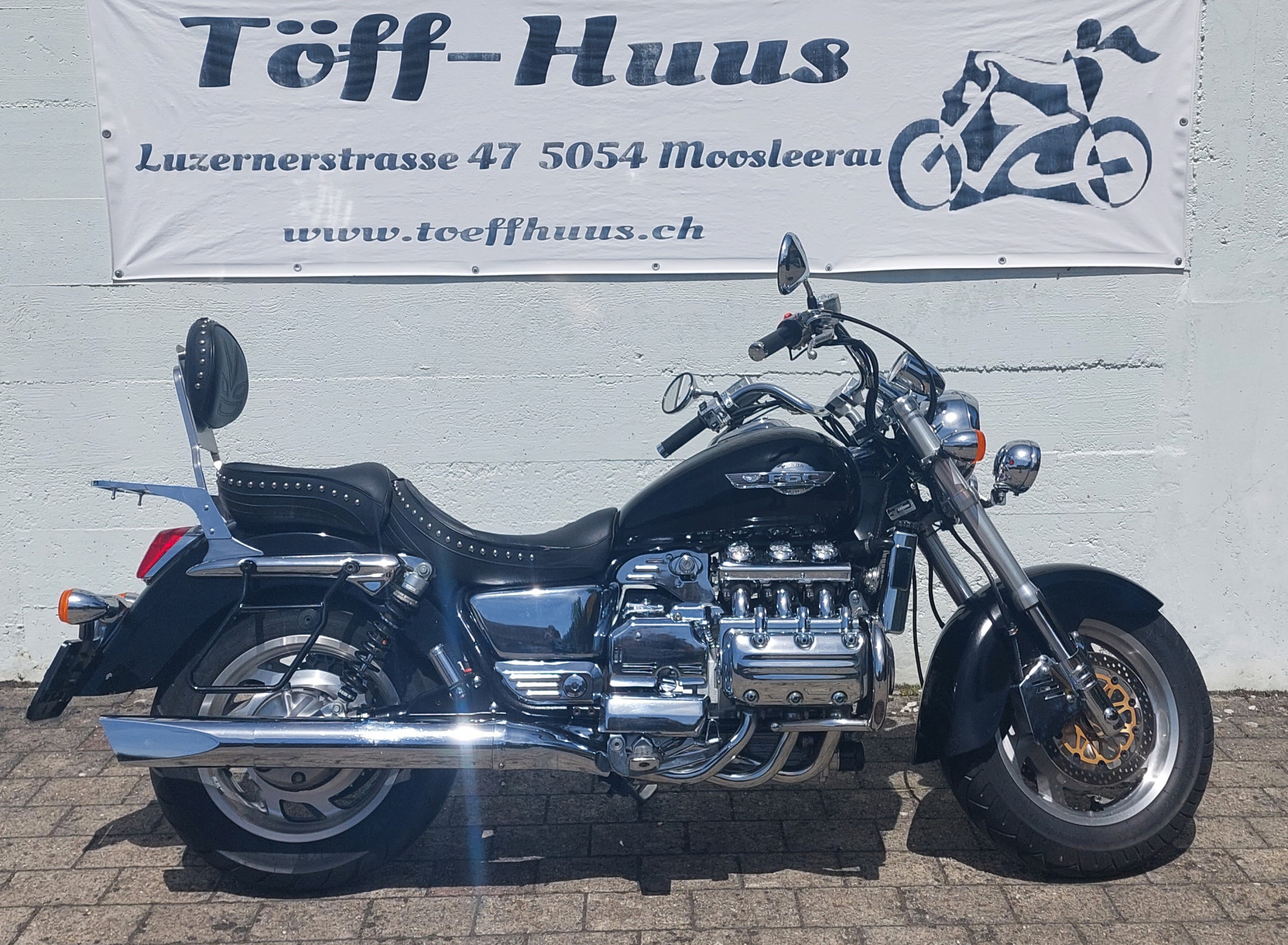 HONDA GL 1500 C F6 Custom-image-1