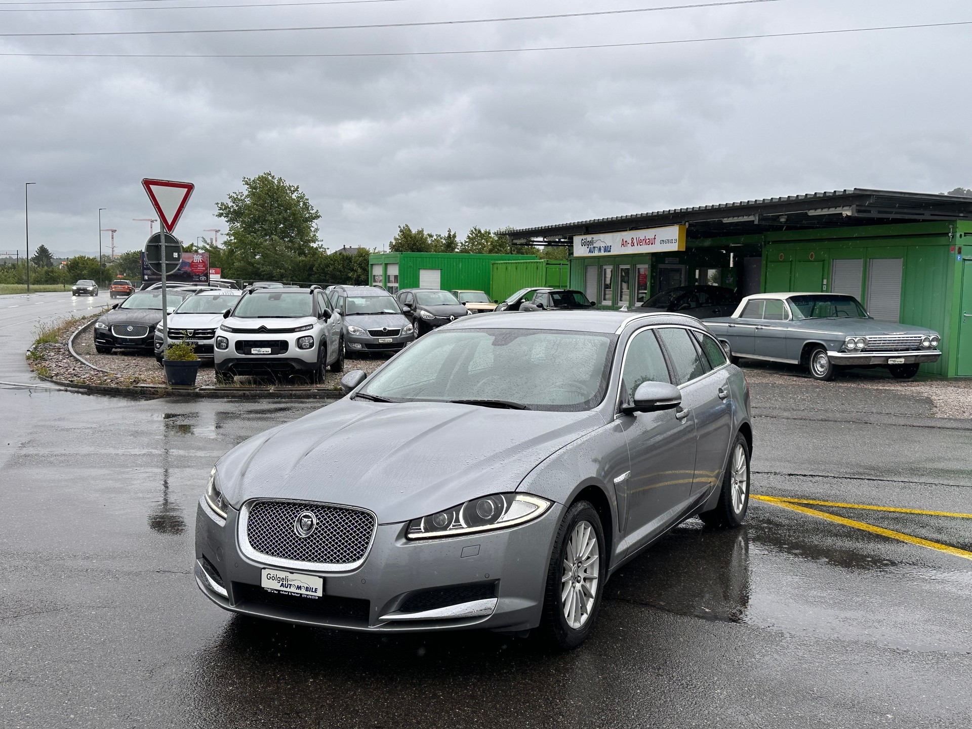 JAGUAR XF Sportbrake 2.2d Premium Luxury-image-10