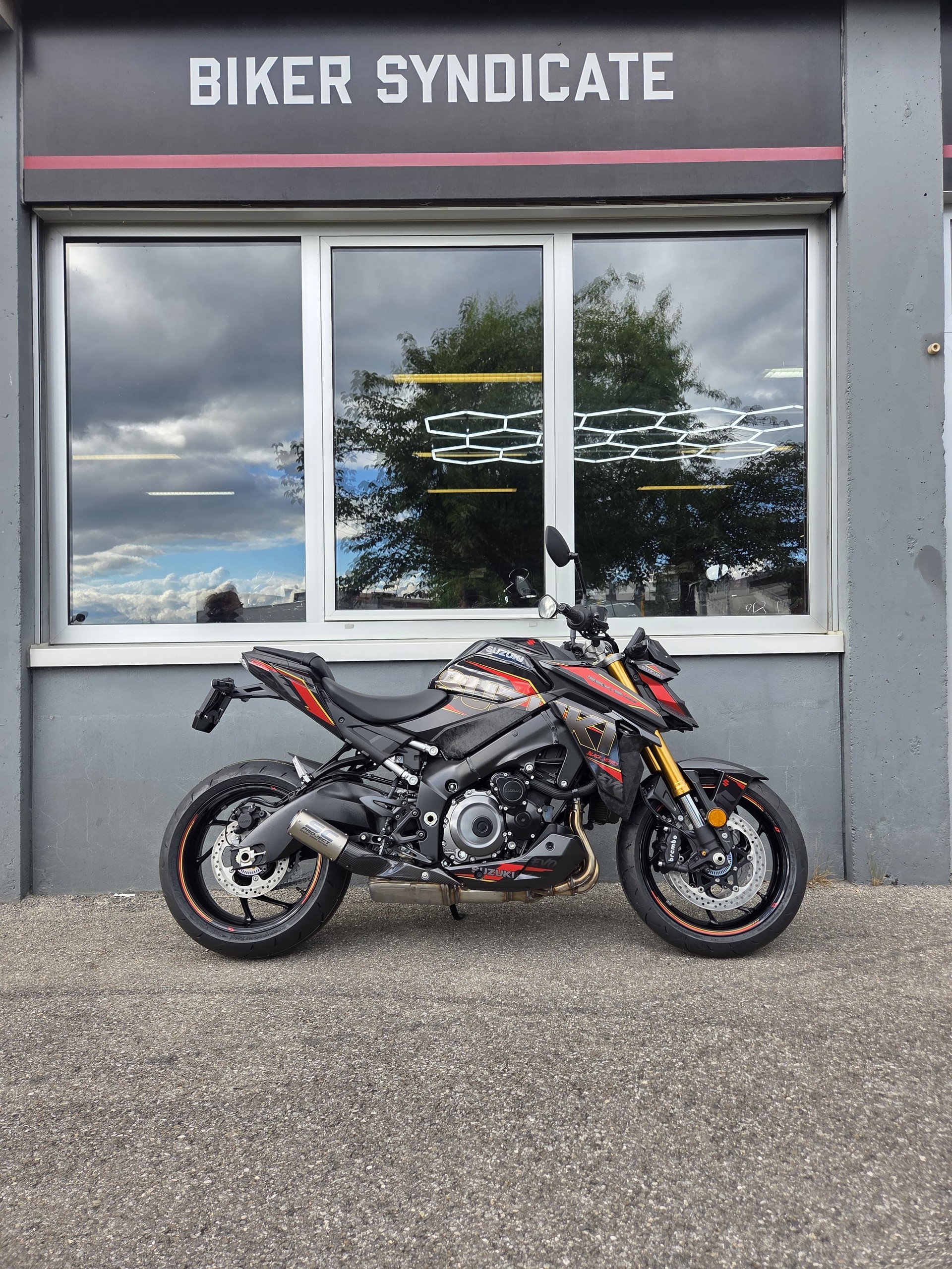 SUZUKI GSX-S 1000 EVO-image-0