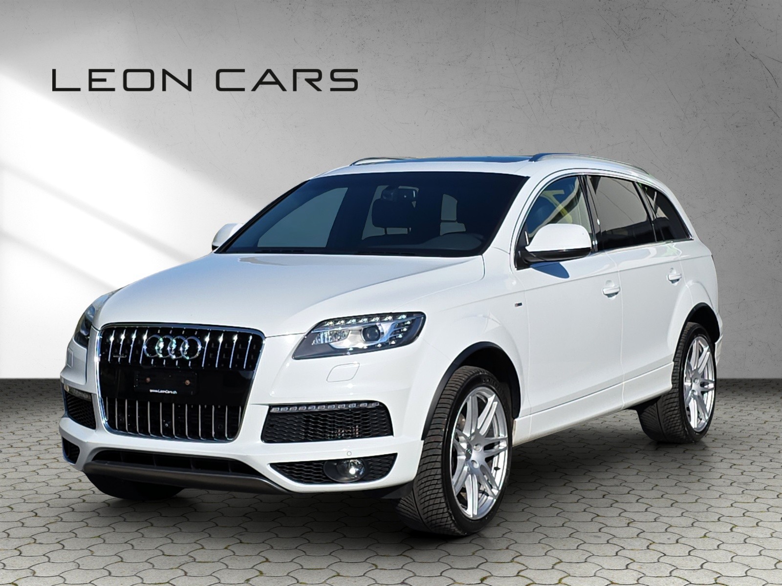 AUDI Q7 3.0 TDI quattro tiptronic 7-Sitzer mit AHK Luftfederung