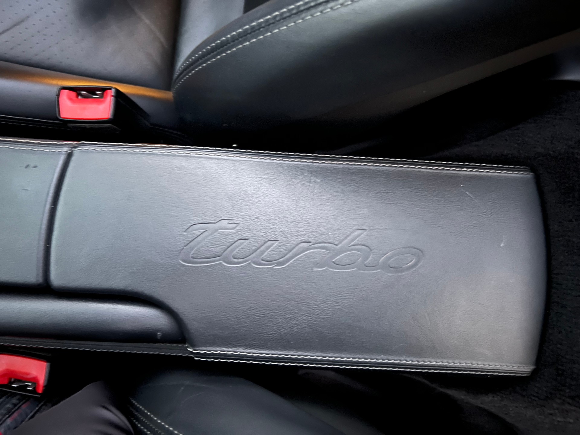PORSCHE 911 Cabrio Turbo 997-image-9