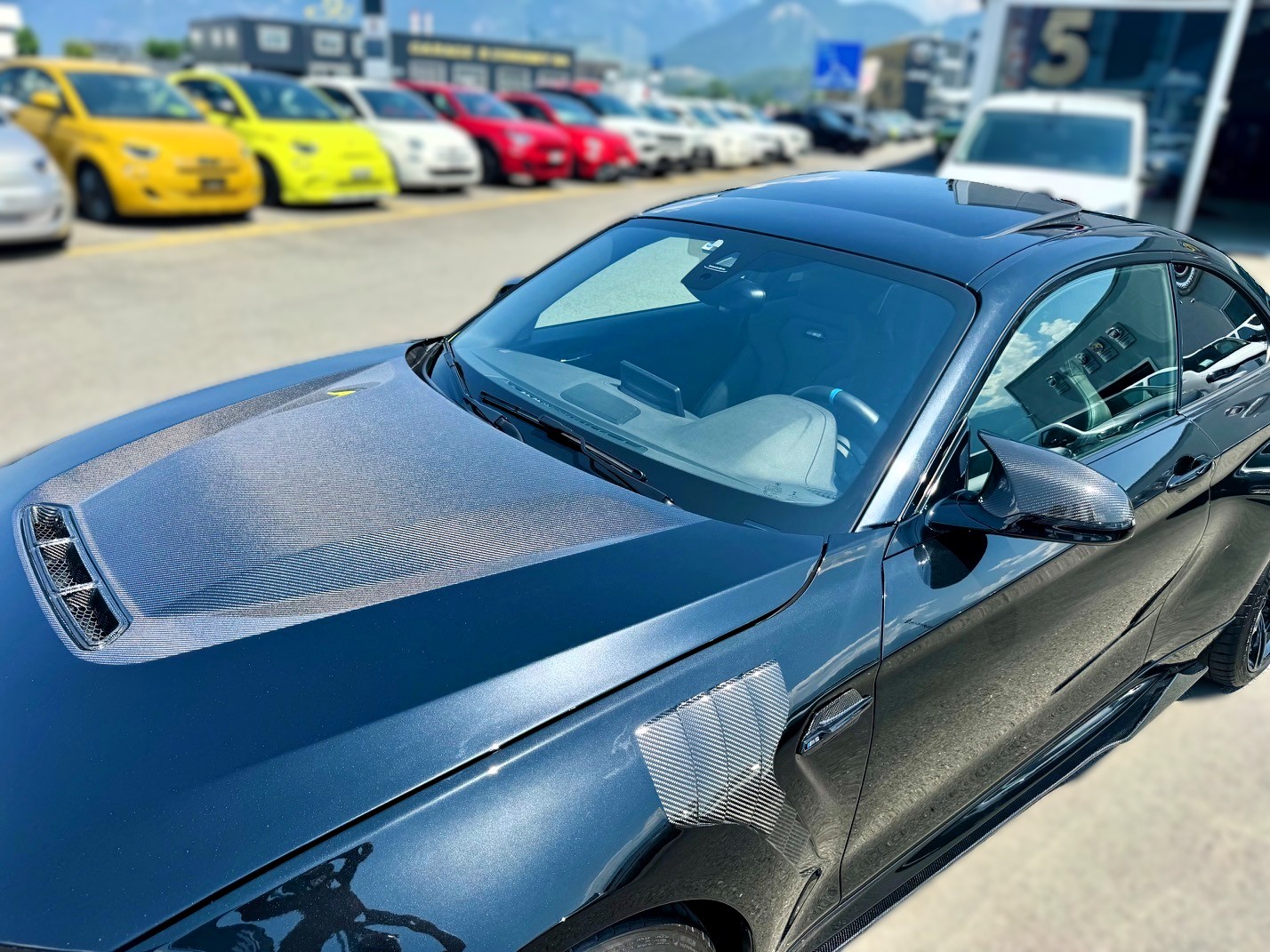 BMW M2 Competition Drivelogic-showroom-element-1