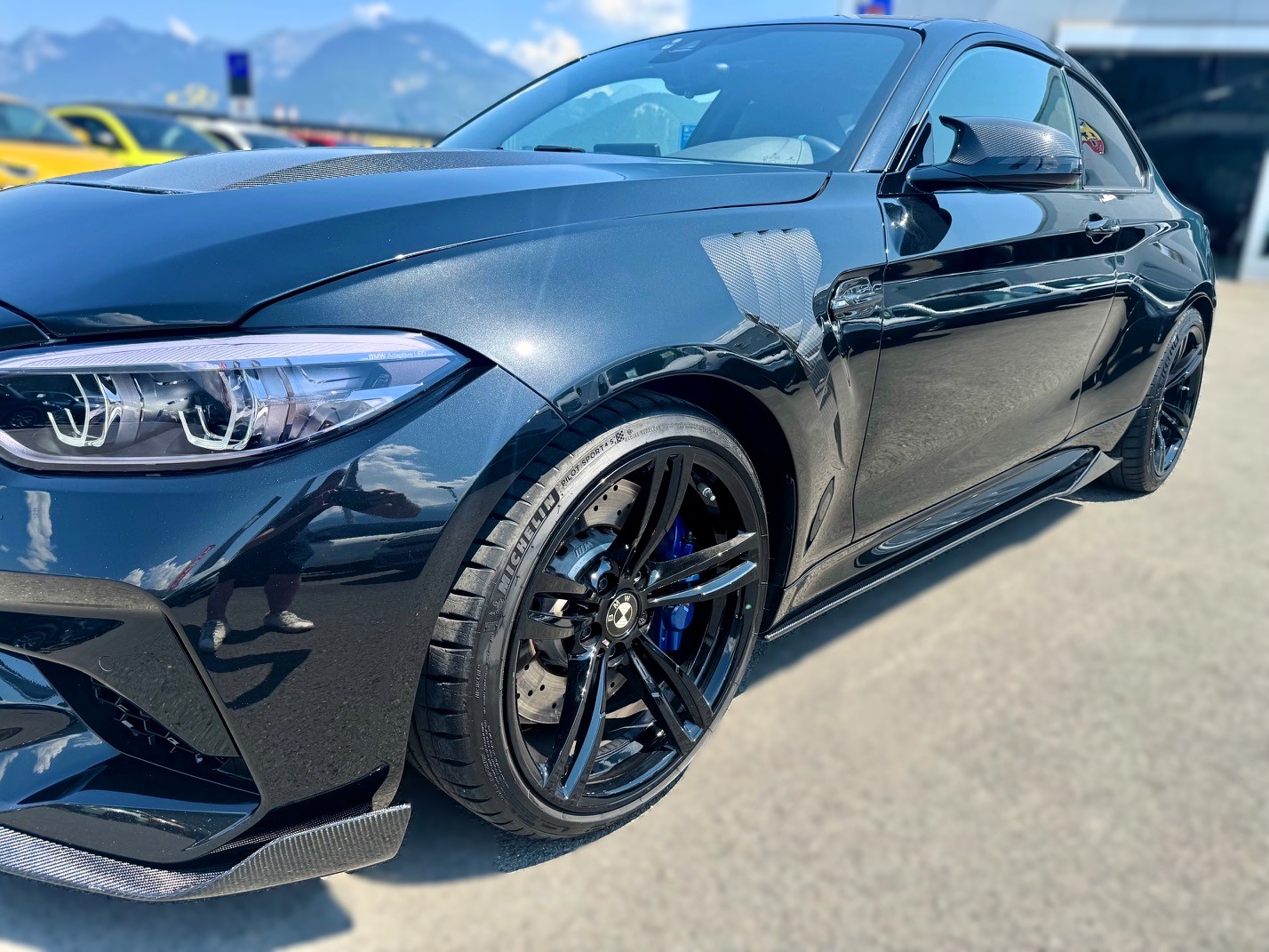 BMW M2 Competition Drivelogic-showroom-element-2