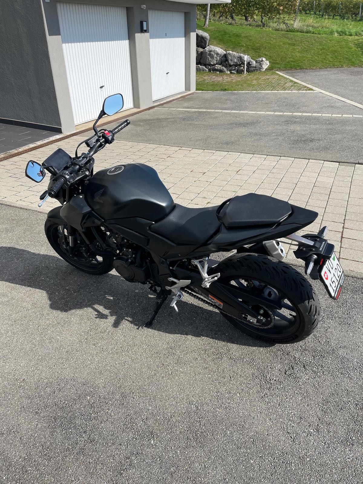 HONDA CB 500 Hornet-image-0