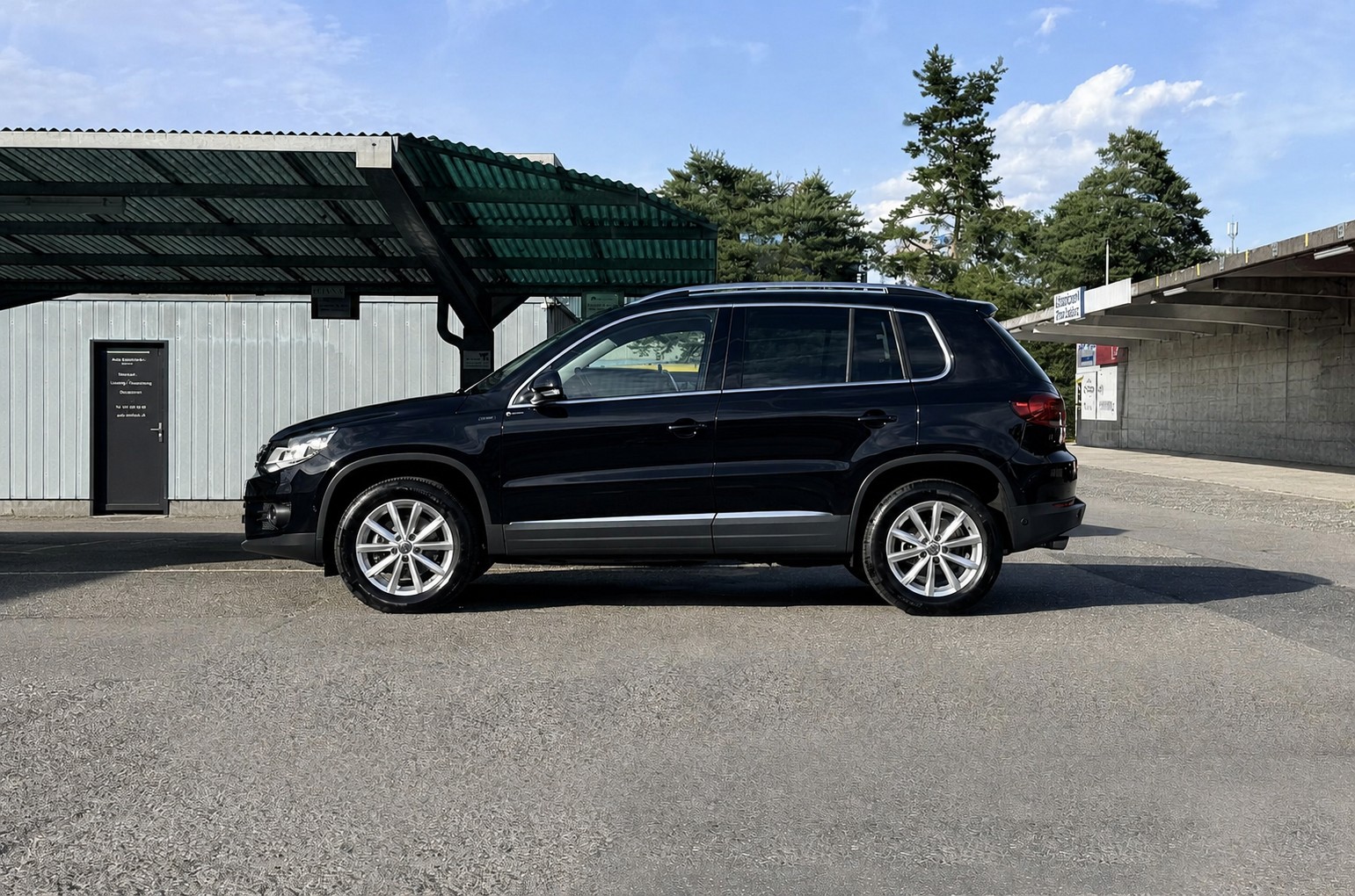 VW Tiguan 2.0 TDI Lounge 4Motion DSG Automat-showroom-element-2