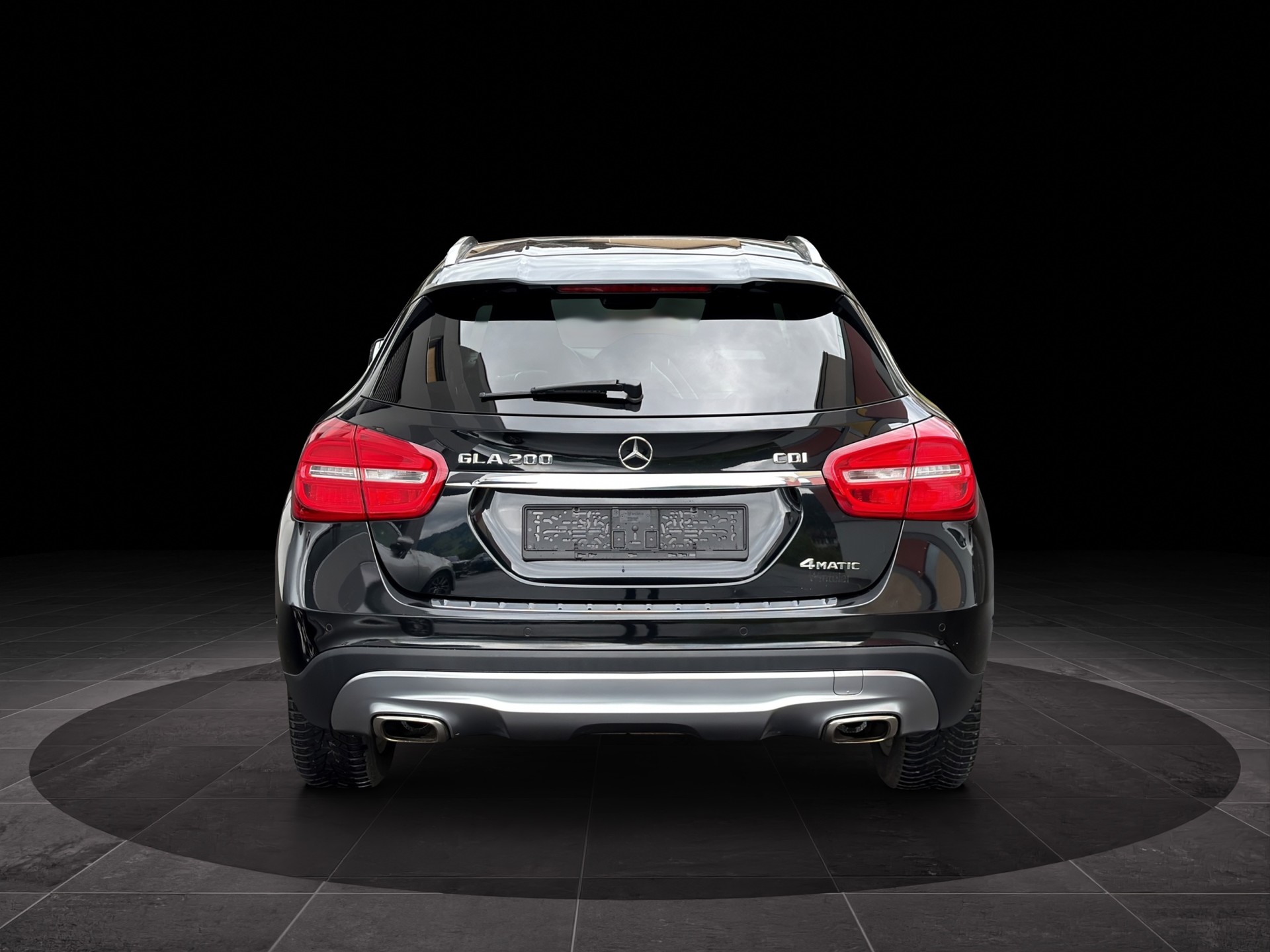 MERCEDES-BENZ GLA 200 CDI Swiss Star Edition 4Matic 7G-DCT-showroom-element-2