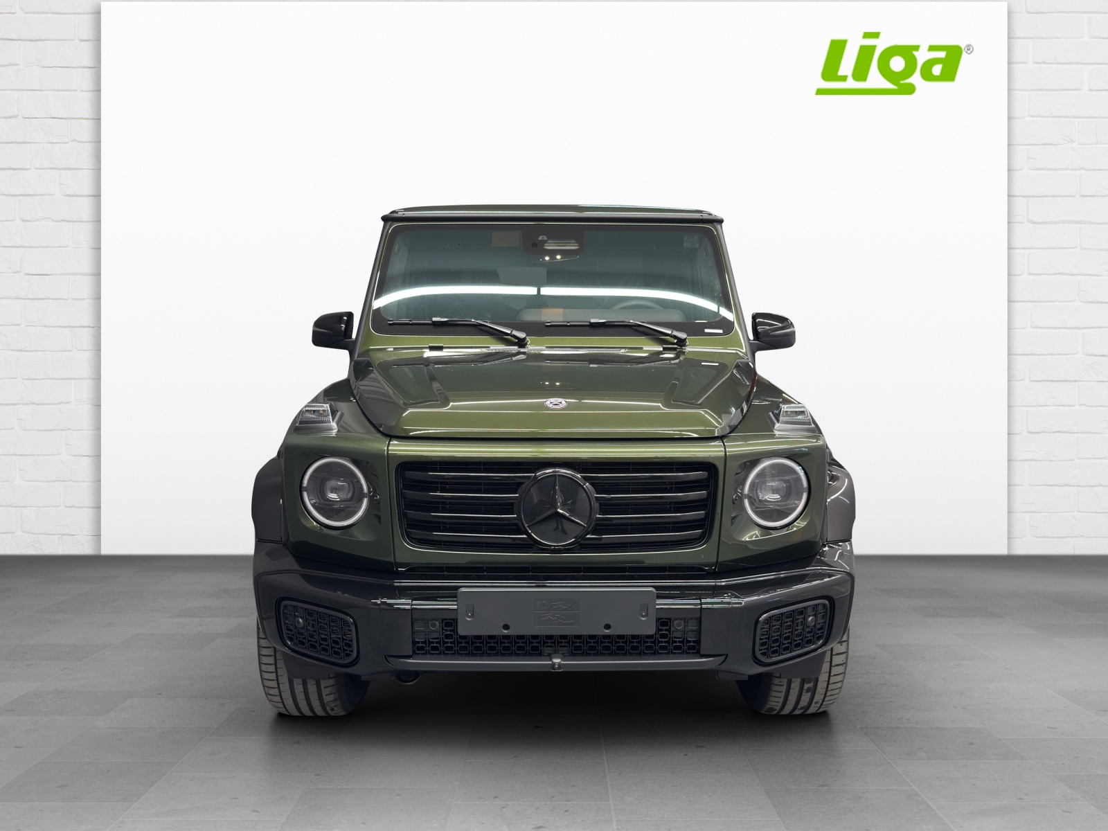 MERCEDES-BENZ G 450d-showroom-element-2