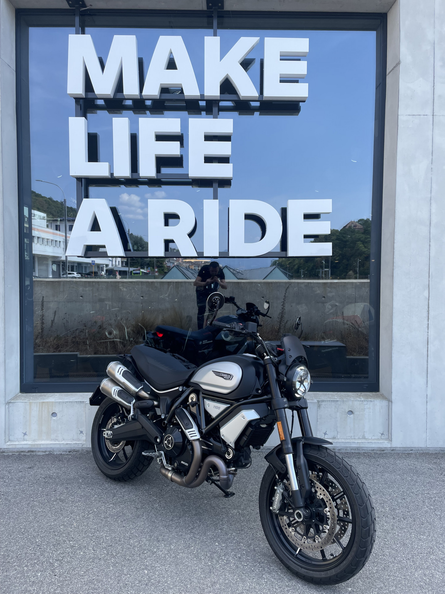 DUCATI Scrambler 1100 Dark Pro-image-0