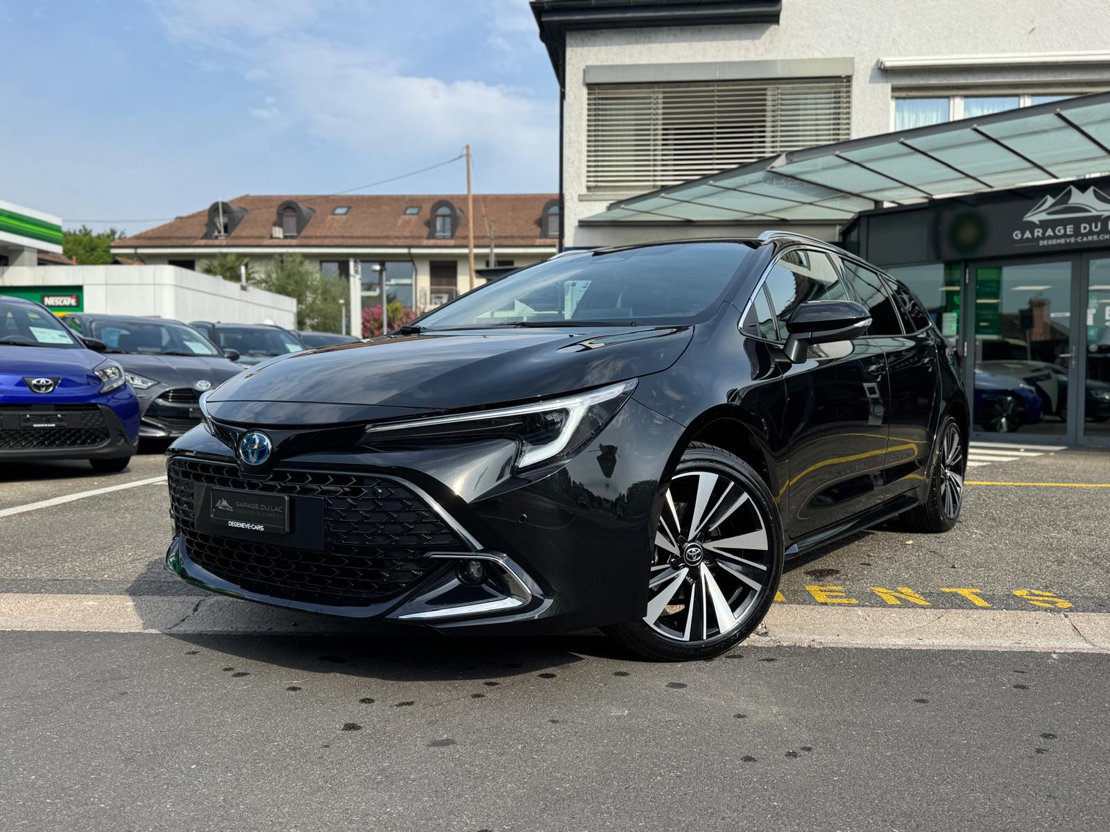 TOYOTA Corolla Touring Sports 1.8 HSD Trend e-CVT-showroom-element-1