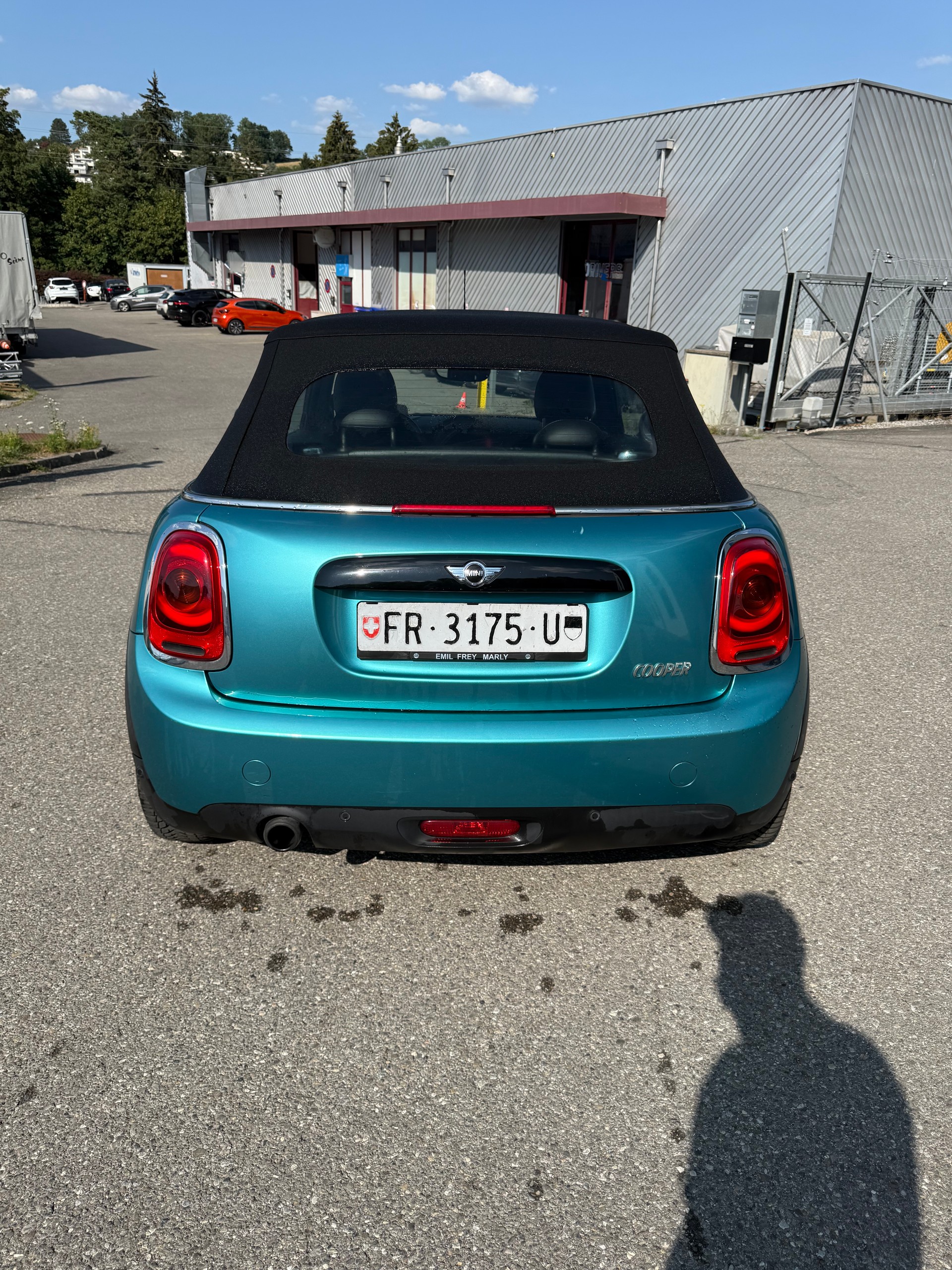 MINI Cooper Cabriolet-image-9