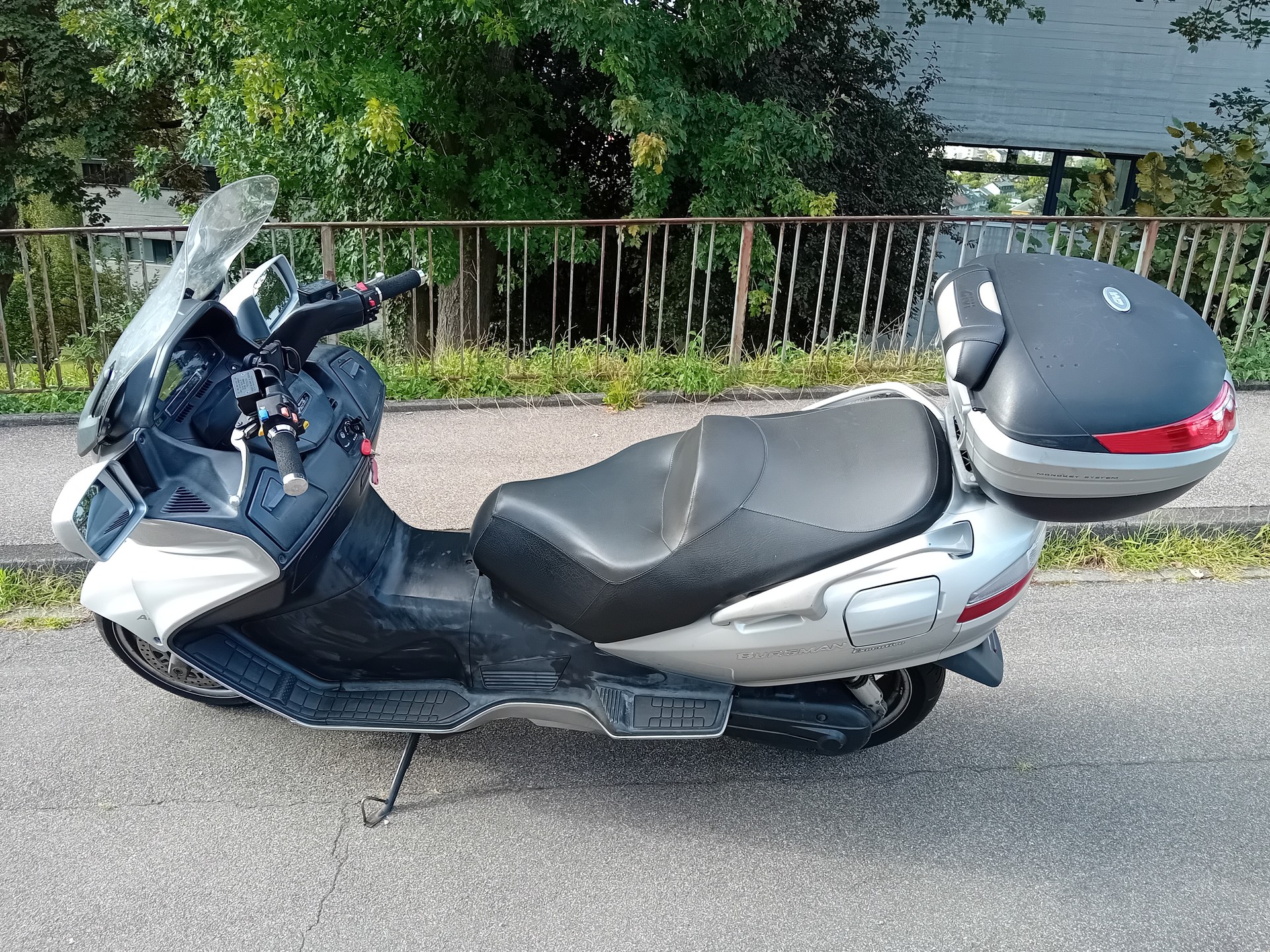 SUZUKI AN 650 ABS K5 Burgman-image-1