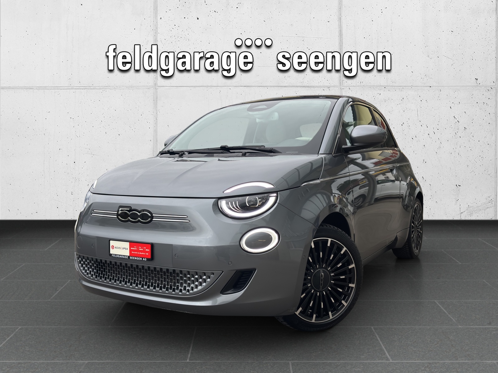 FIAT 500 electric 87 kW La Prima mit Panorama-Glasdach